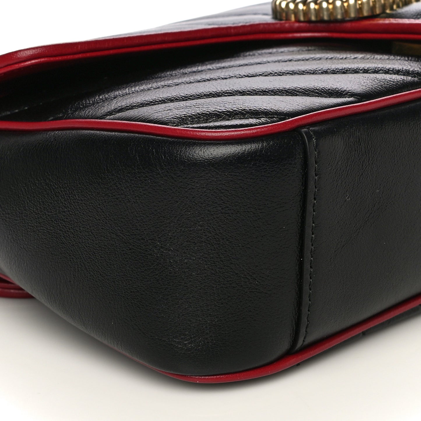 Vintage Effect Calfskin Matelasse Diagonal Small Torchon GG Marmont Shoulder Bag Black Romantic Cherry