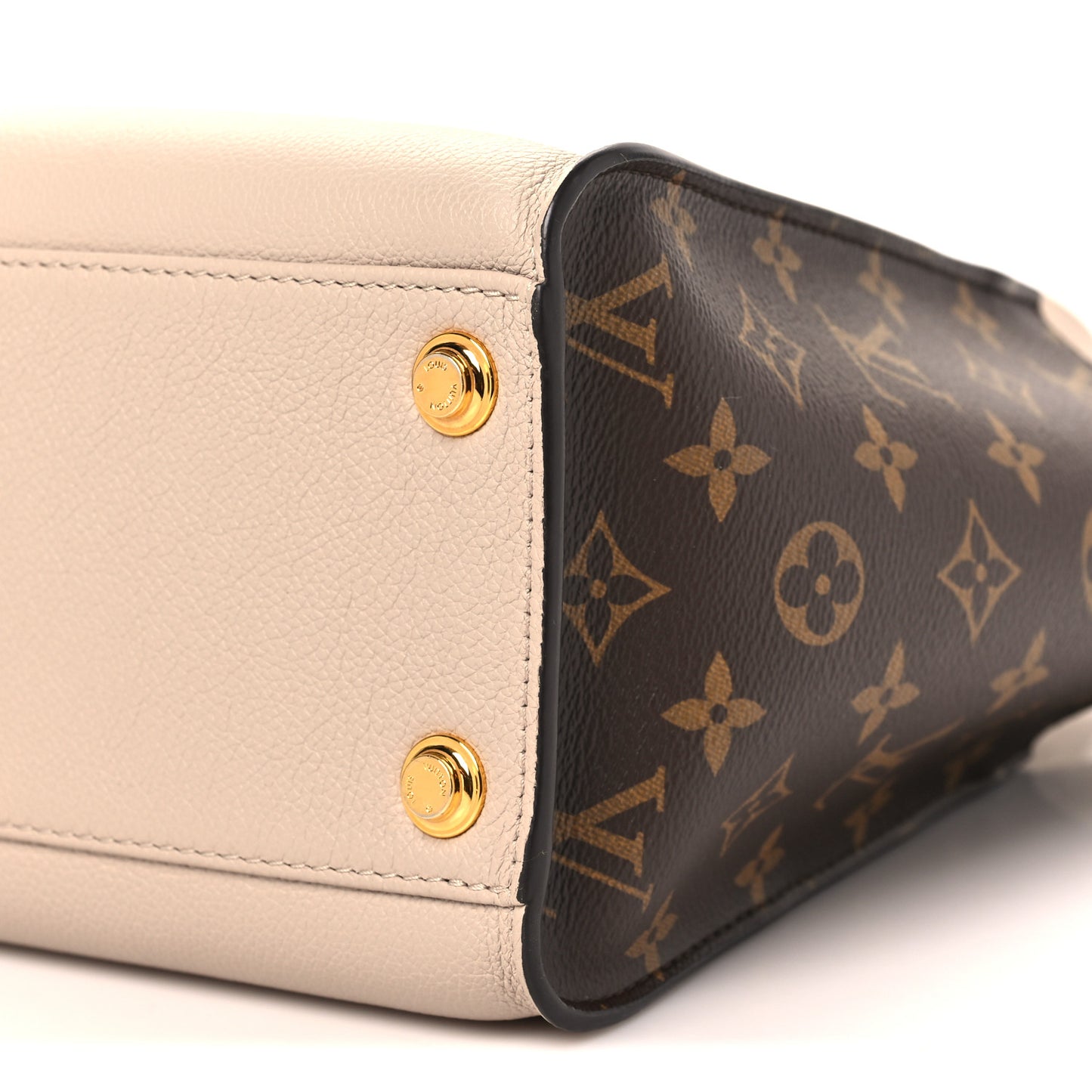Calfskin Monogram On My Side MM Greige