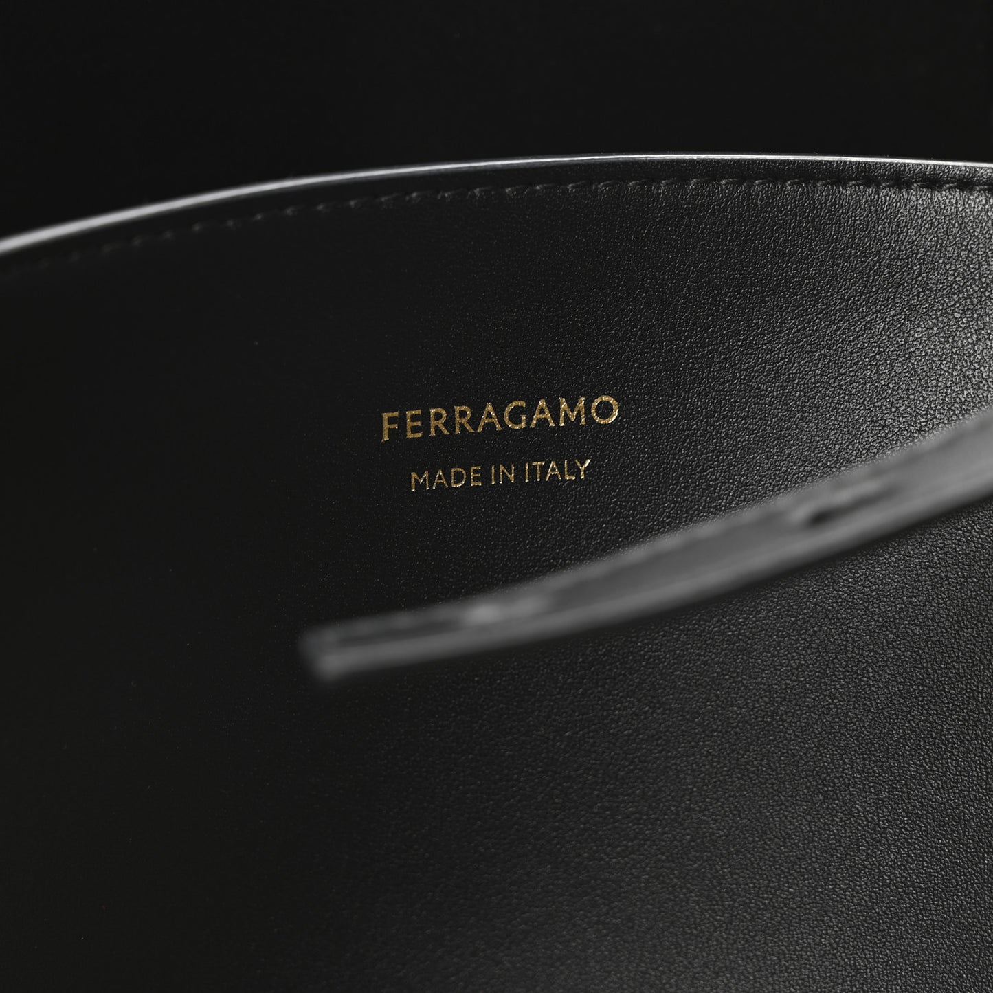 Canvas Calfskin Medium Charming Tote Natural Black