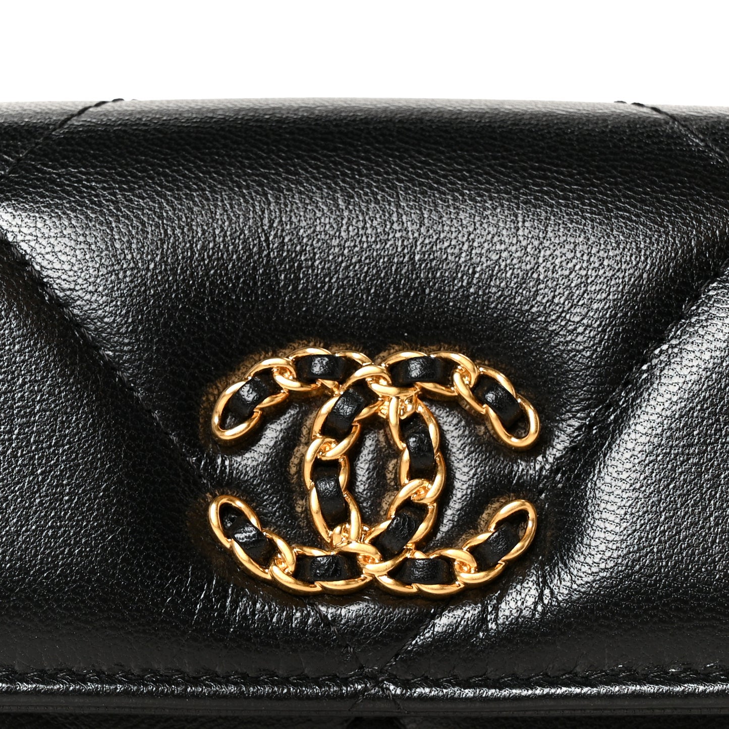 Lambskin Quilted Chanel 19 Flap Wallet Black