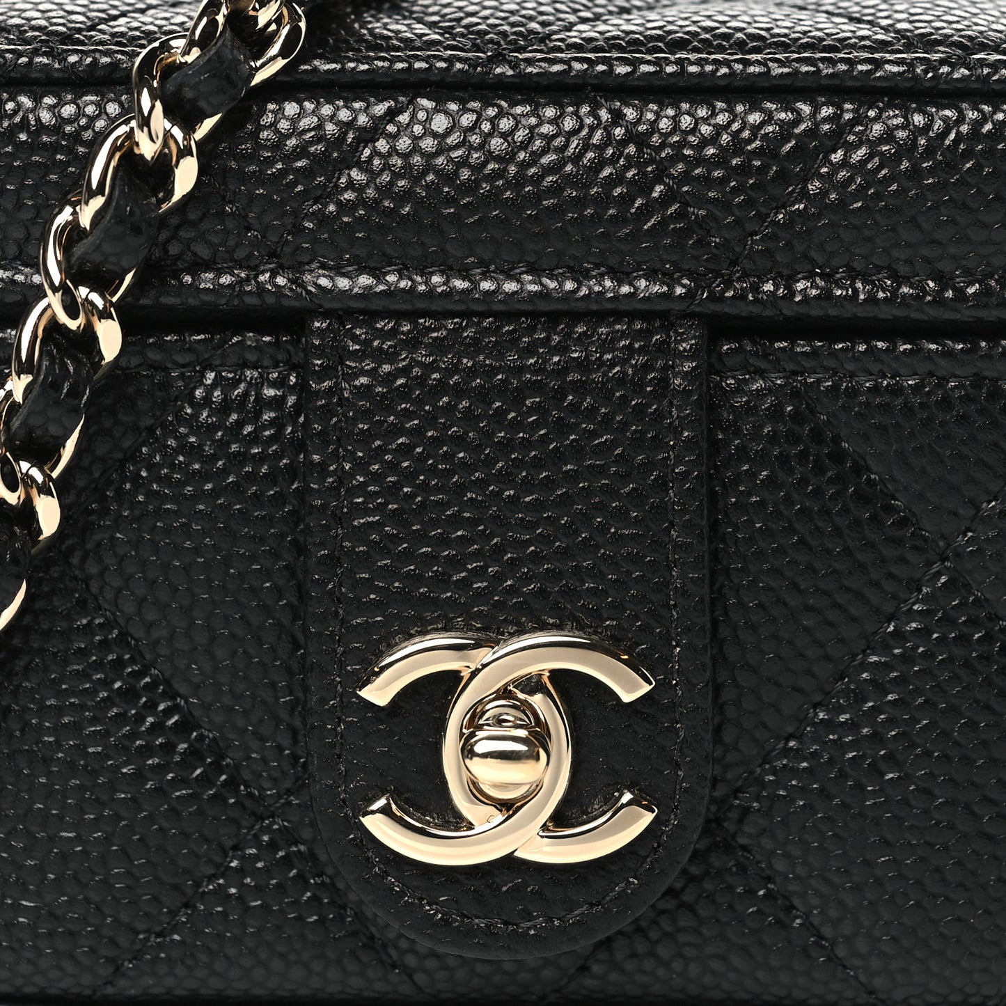 Caviar Quilted Mini Vanity Wrist Case With Chain Black