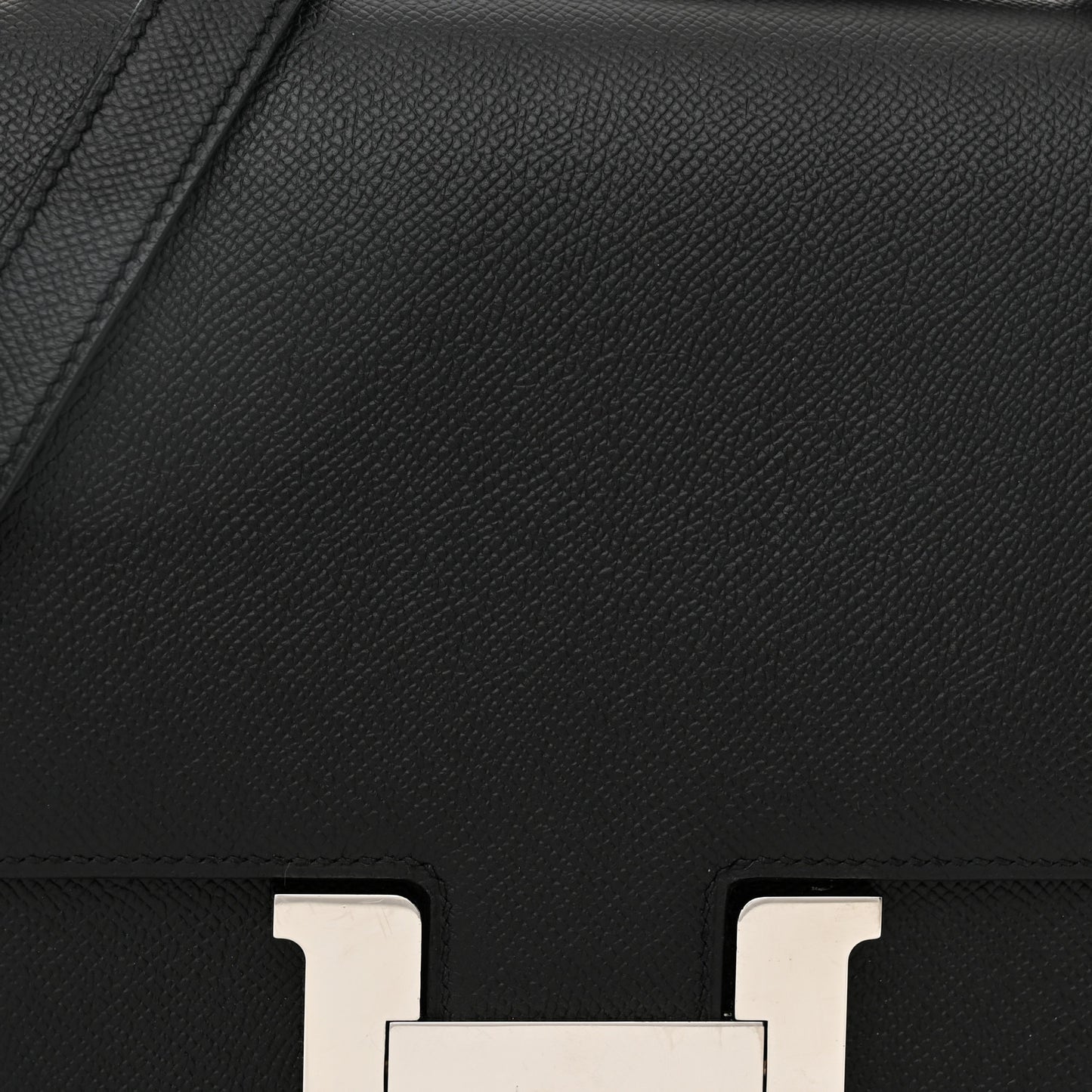 Epsom Constance 24 Black