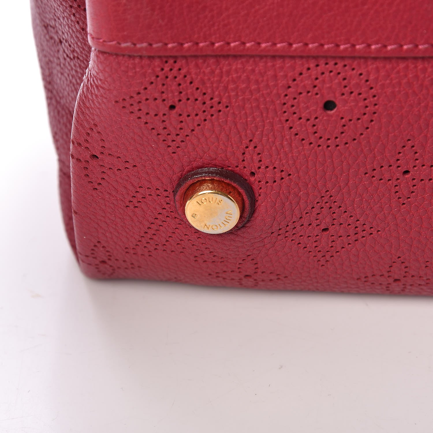 Louis Vuitton Mahina Cirrus PM Grenat 15 of 17