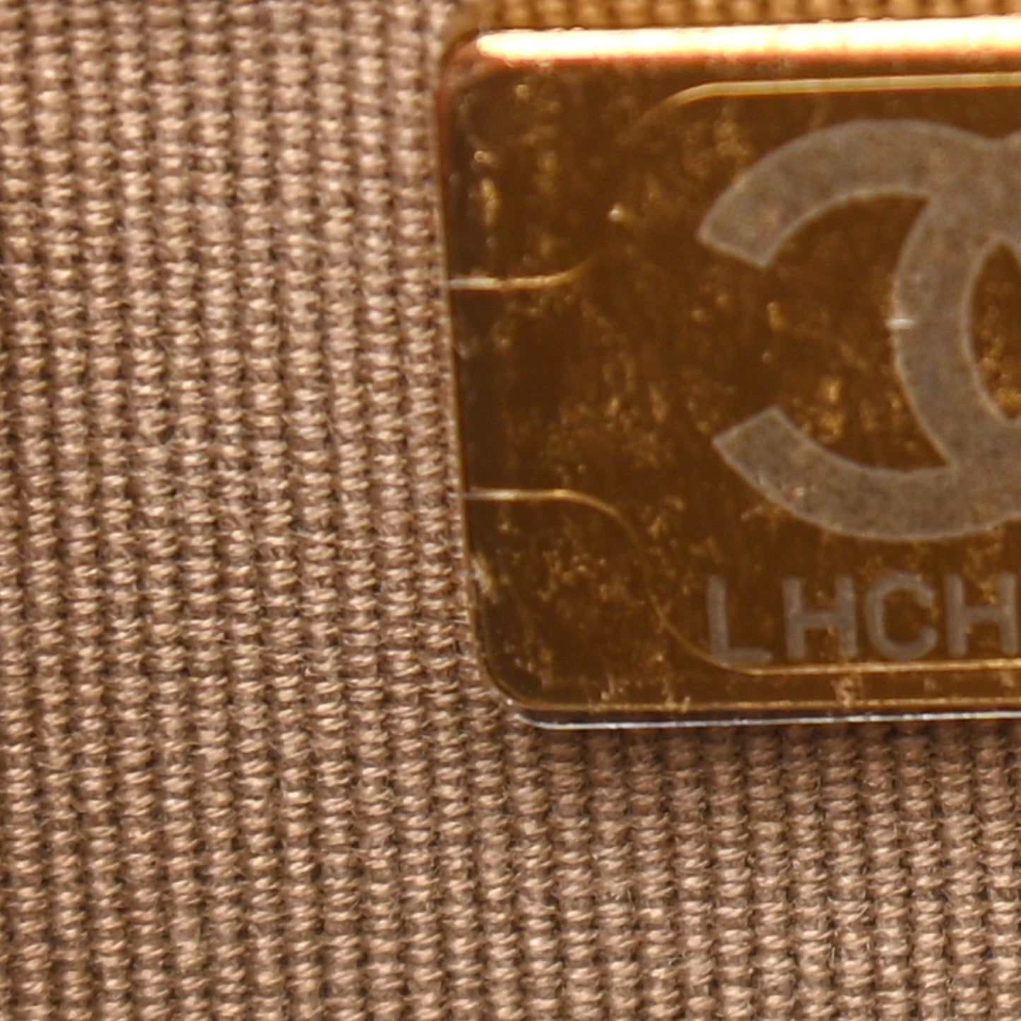 Caviar Quilted Wallet On Chain WOC Beige
