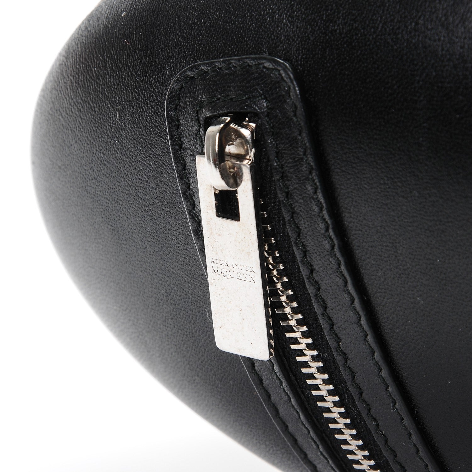 Alexander McQueen Nappa Skull Knuckle Oval Box Clutch Black 8 of 12