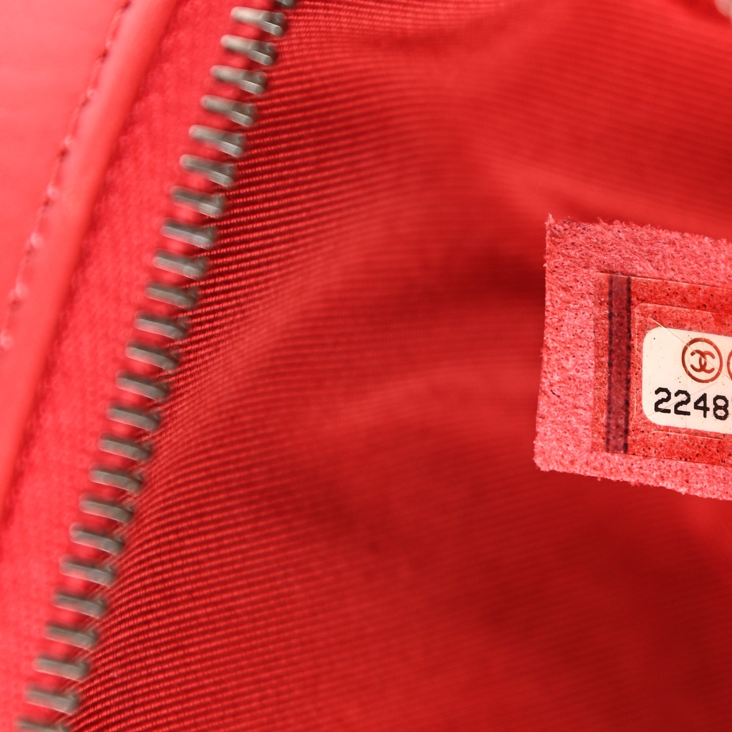 Crumpled Calfskin Quilted Medium Casual Rock Flap Red