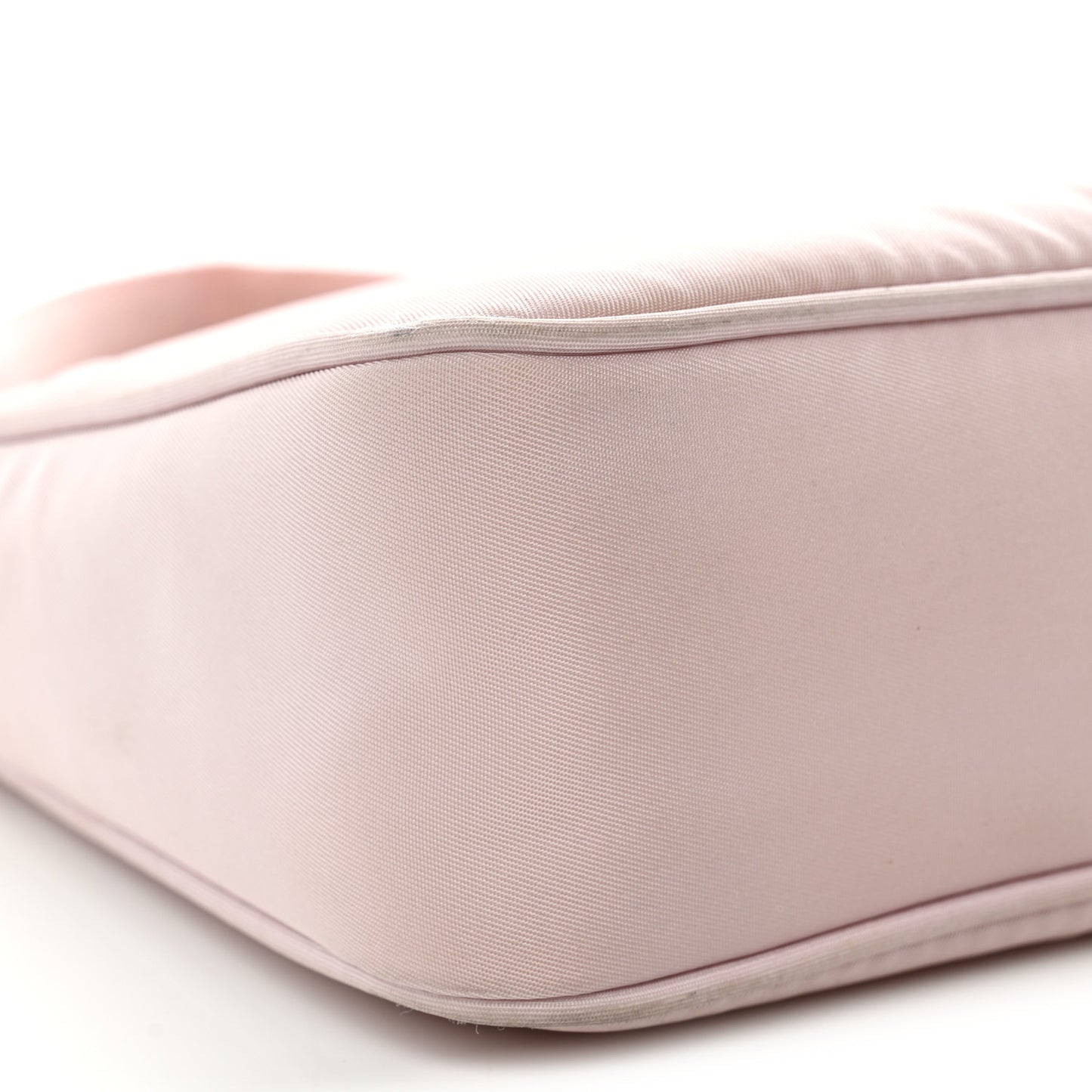 Tessuto Nylon Saffiano Re-Edition 2000 Bag Alabastro