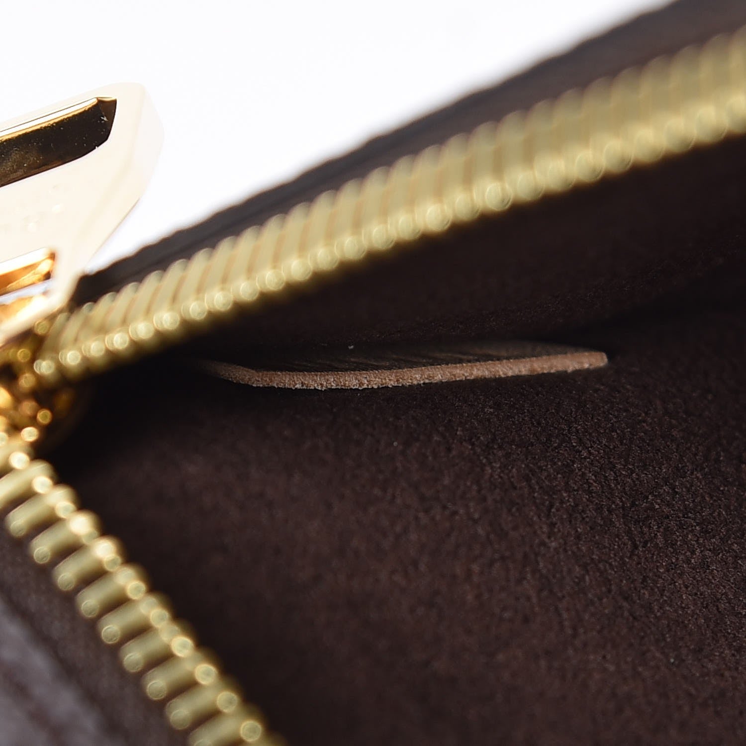 Louis Vuitton Monogram Pochette Metis 7 of 10