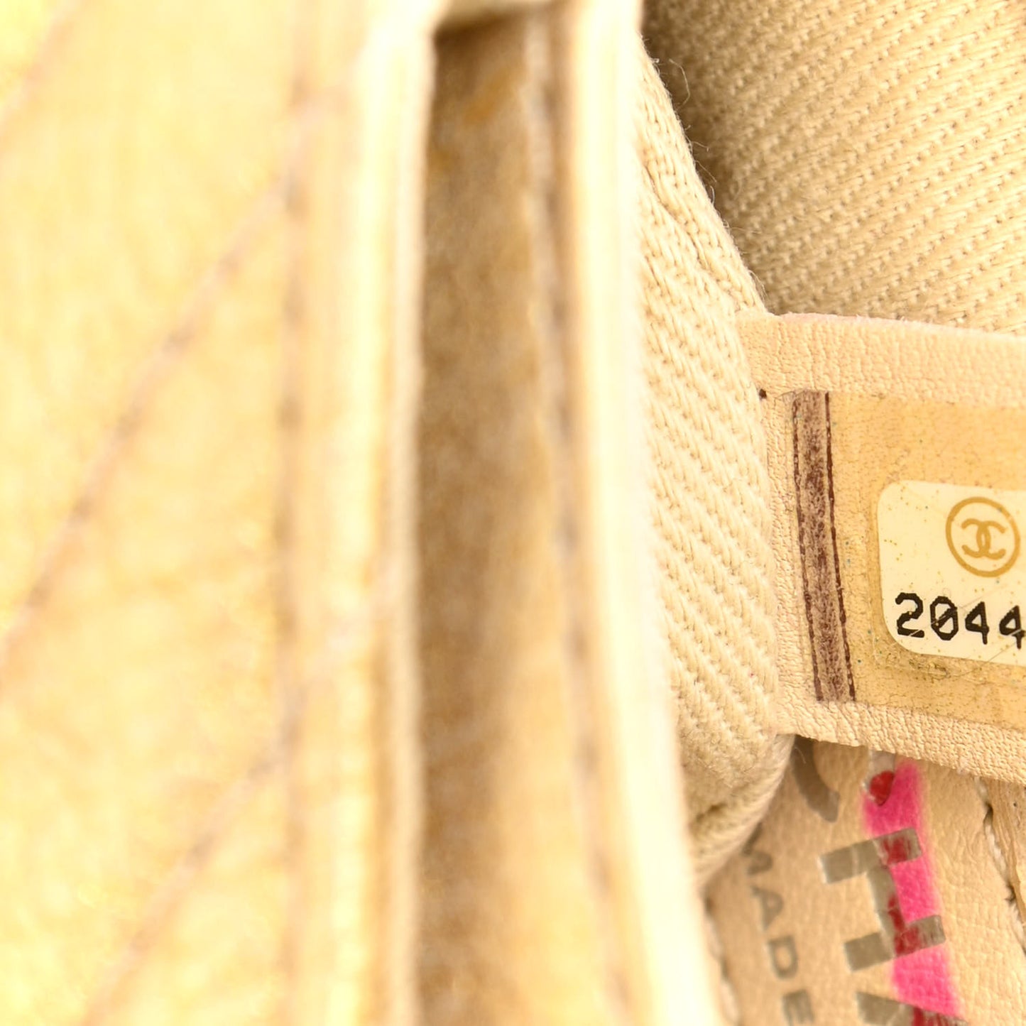 Metallic Aged Calfskin Chevron Small Bubble CC Flap Gold