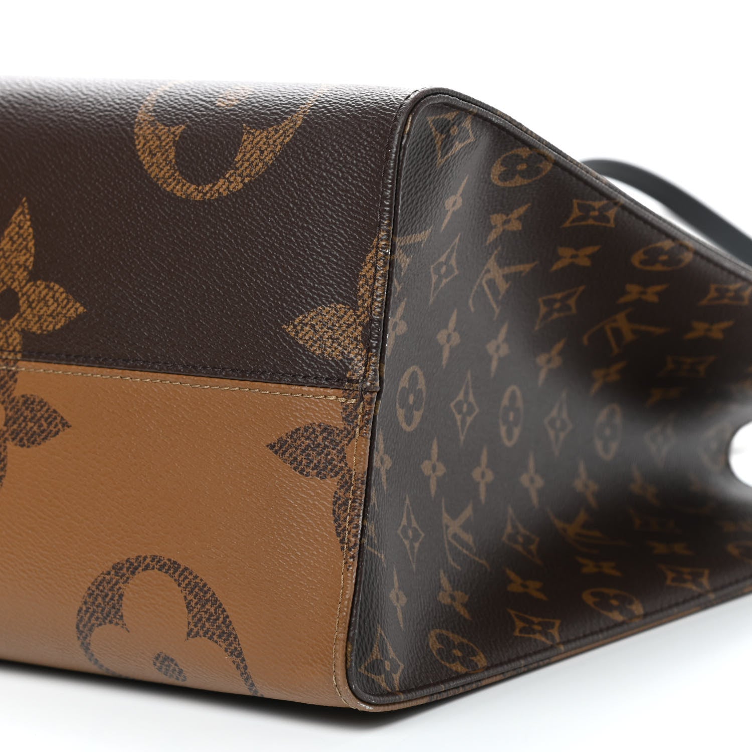 Louis Vuitton Reverse Monogram Giant Onthego GM 11 of 11