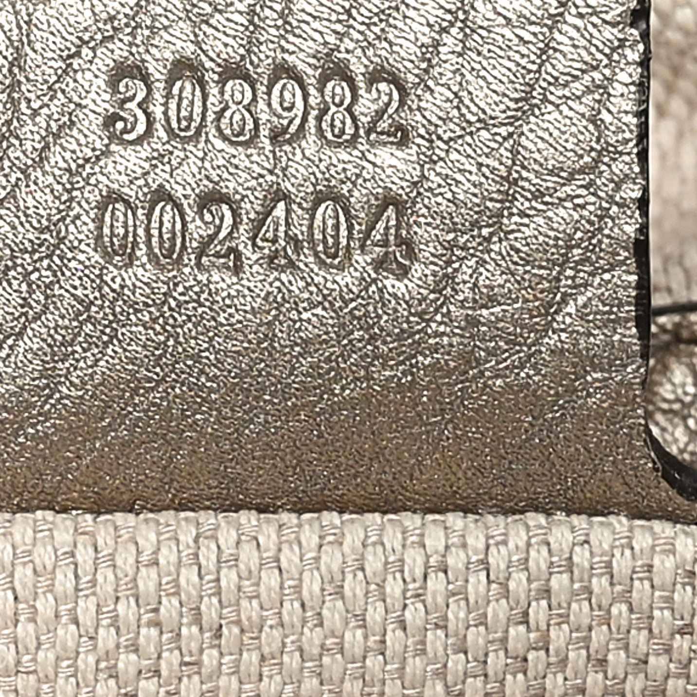 Gucci Metallic Pebbled Calfskin Medium Soho Chain Shoulder Bag Golden Beige 7 of 10