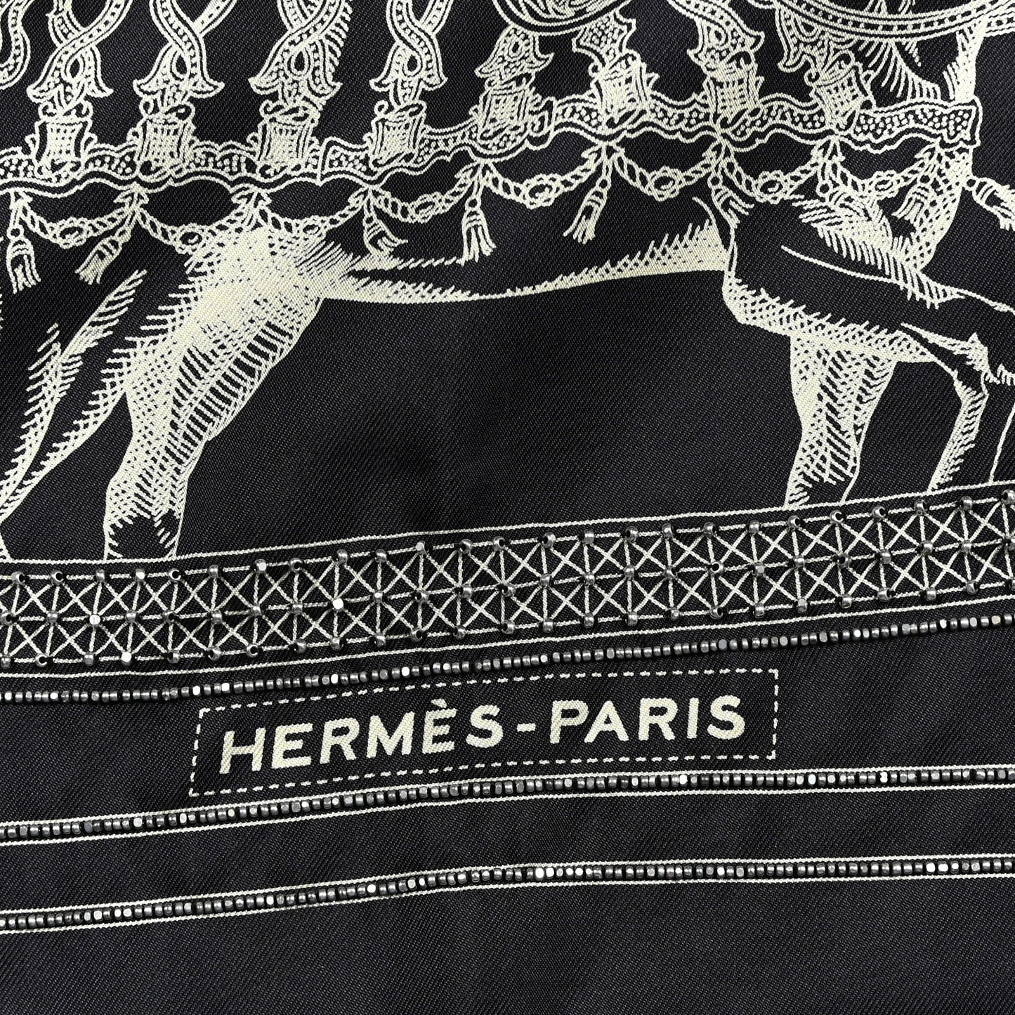 Silk Embroidered Grand Apparat Forever Scarf 90 Black Creme