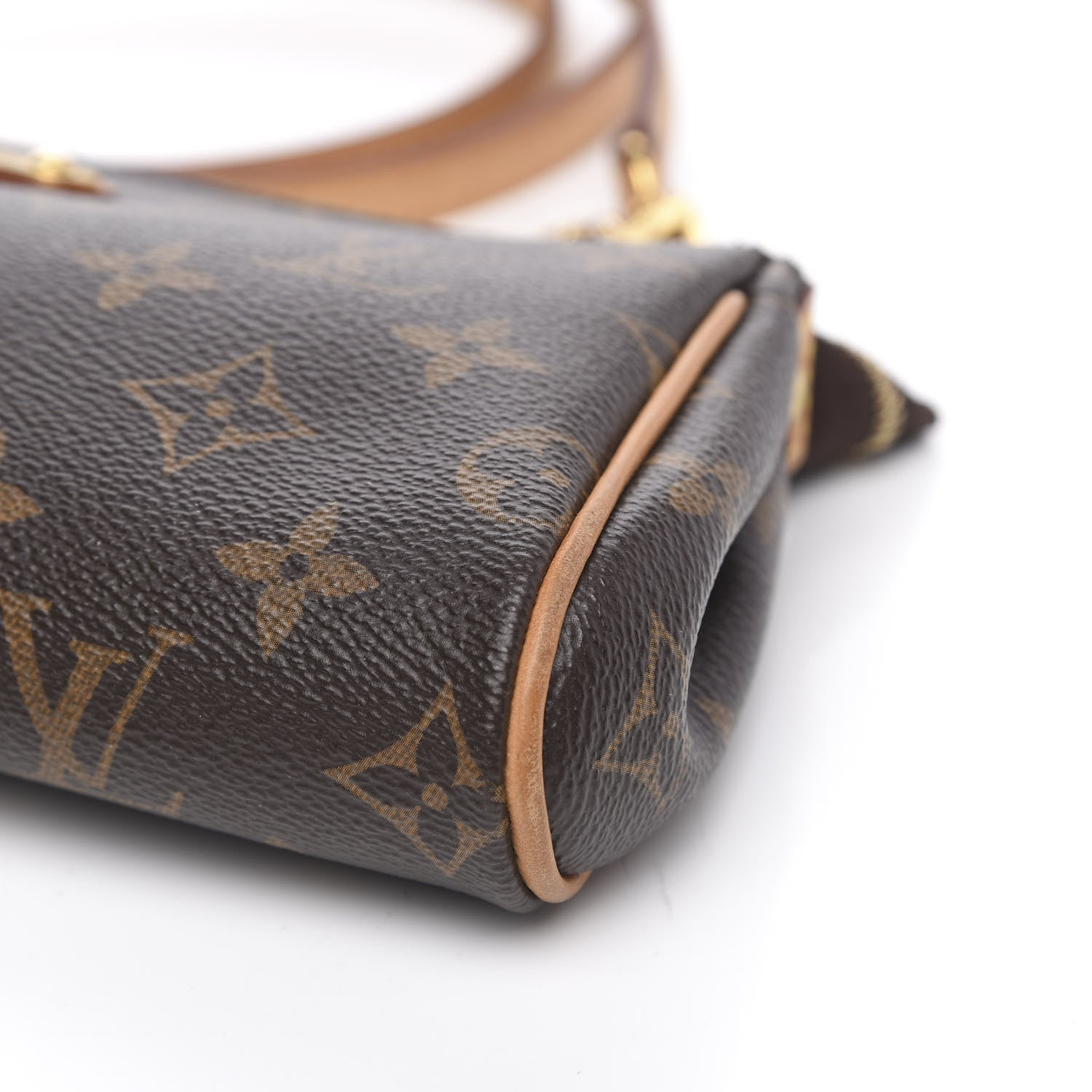 Louis Vuitton Monogram Eva Clutch 9 of 9
