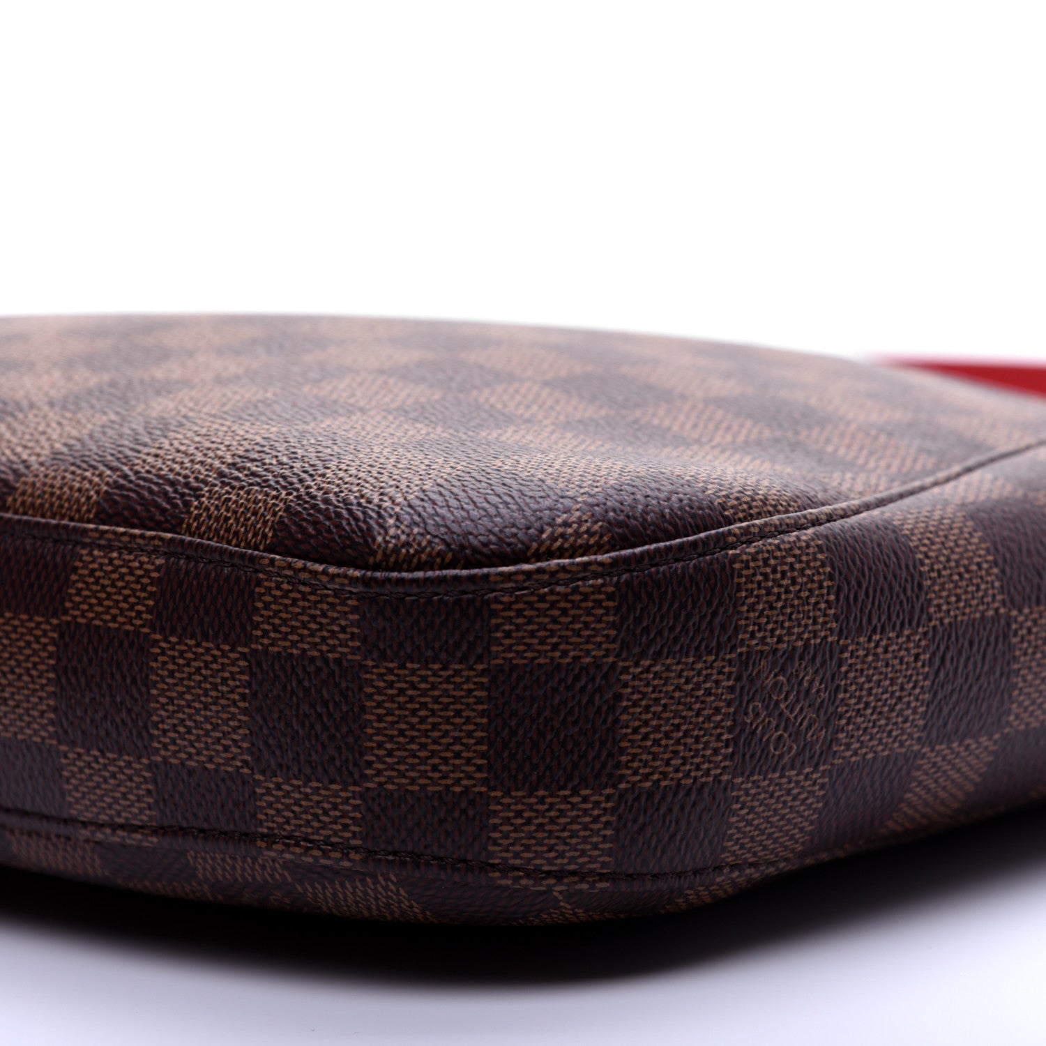 Louis Vuitton Damier Ebene South Bank Besace 7 of 15