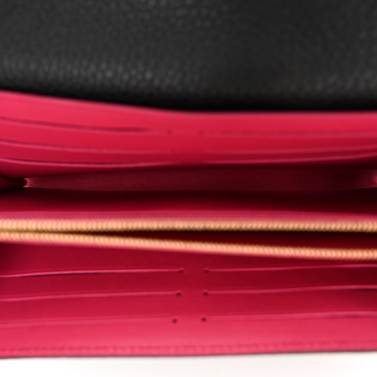 LOUIS VUITTON Taurillon Capucines Wallet Black
