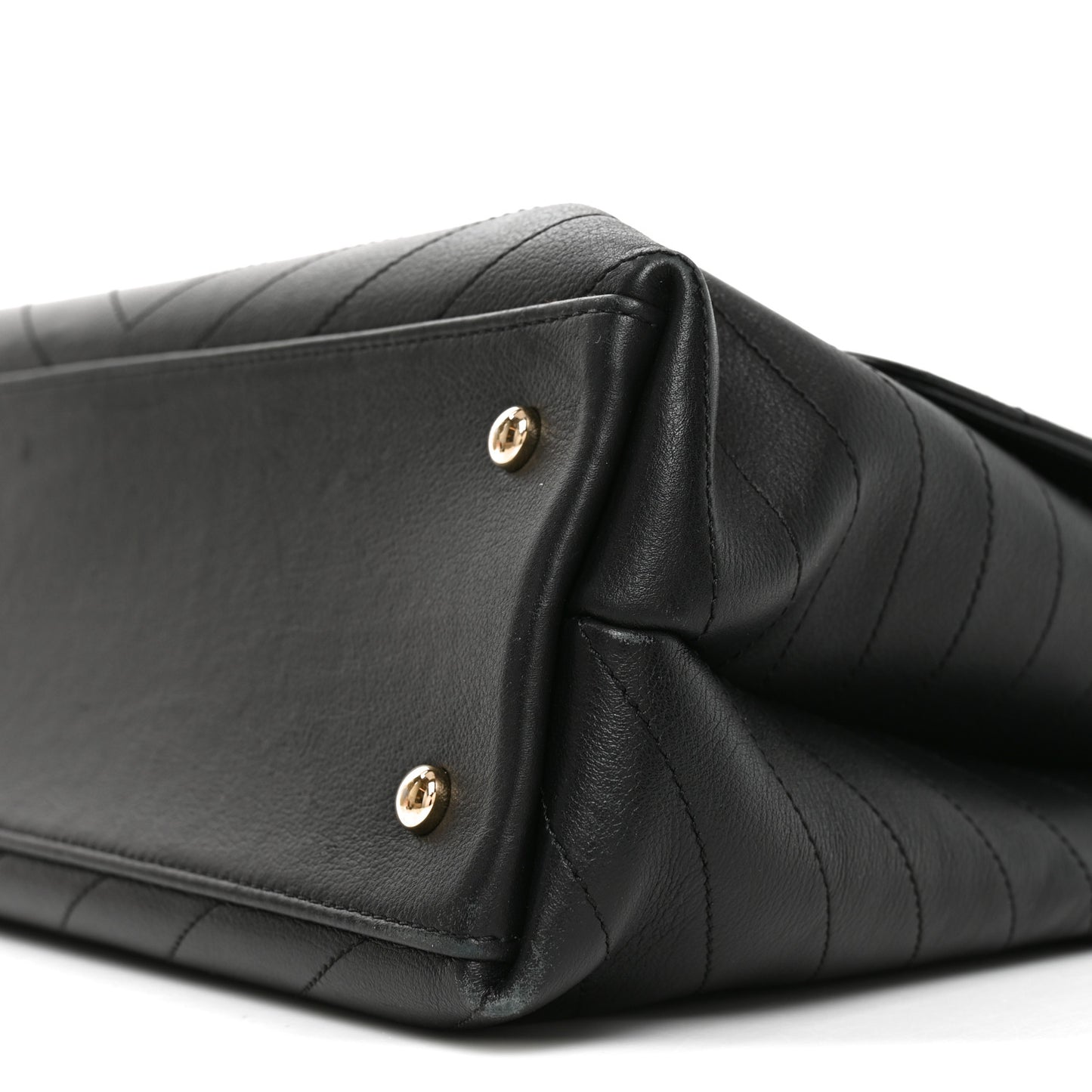 Grained Calfskin Chevron Stitched Medium Chic Top Handle Flap Black