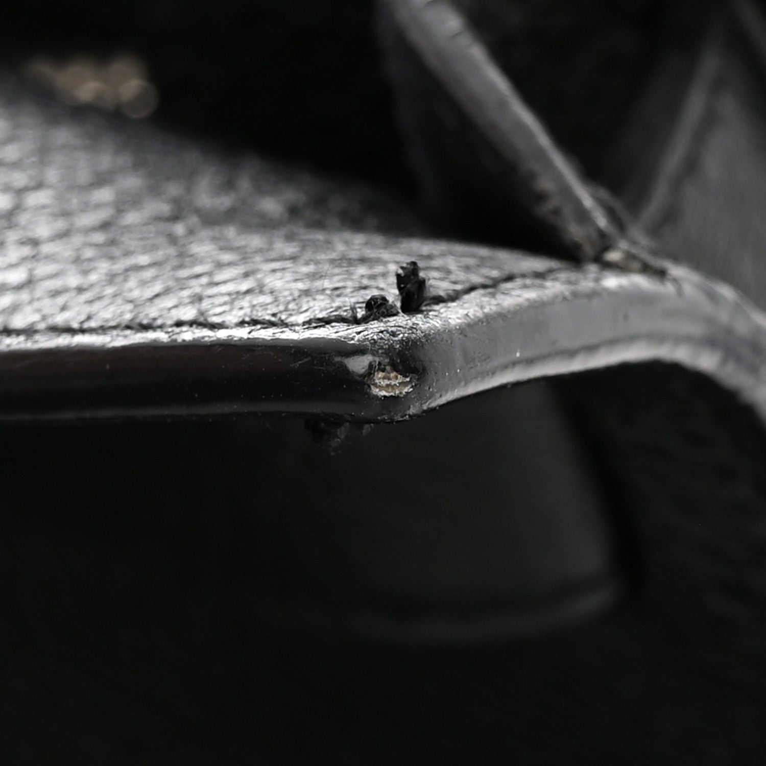 Saint Laurent Grained Calfskin Baby Sac De Jour Souple Black 20 of 30