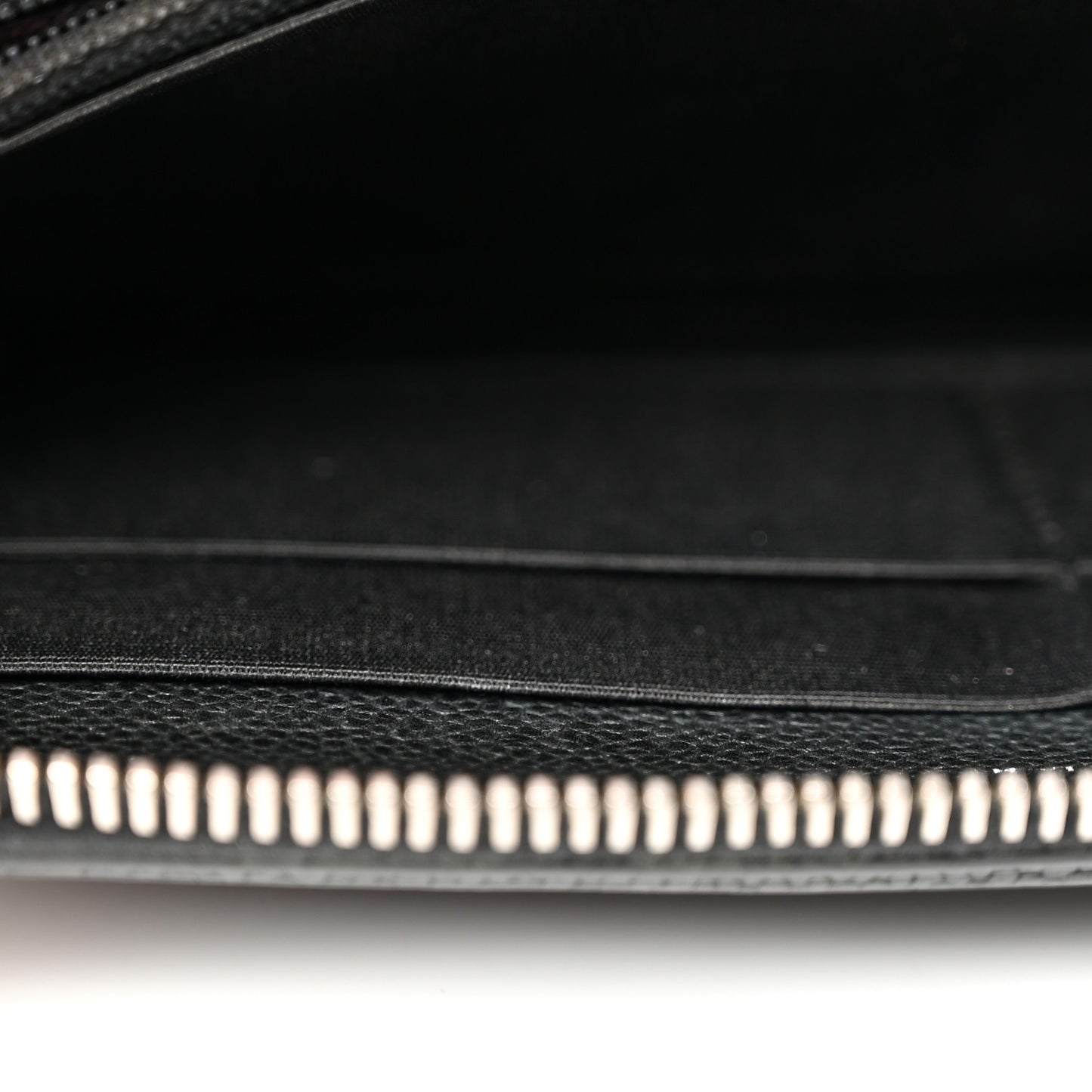 Caviar Outdoor Ligne Zip Around Wallet Black