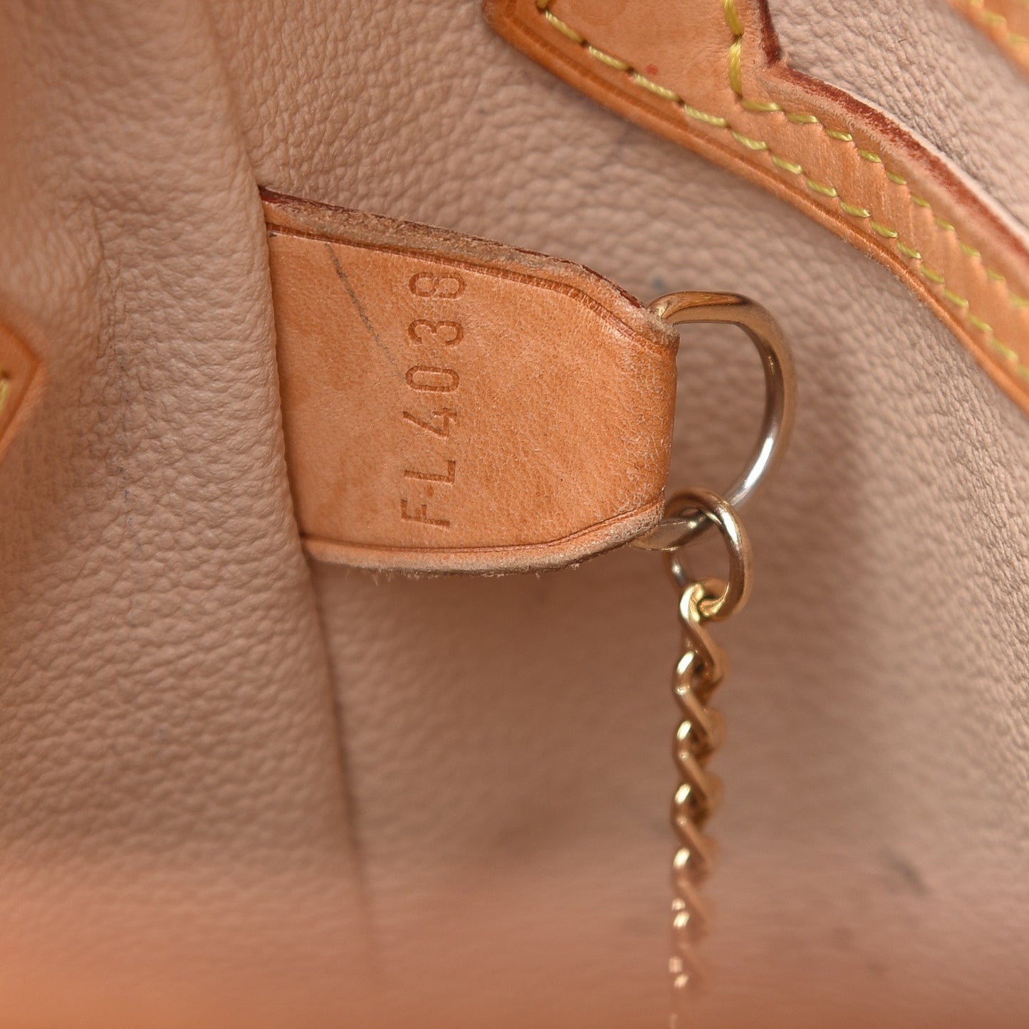 Monogram Petit Bucket 23