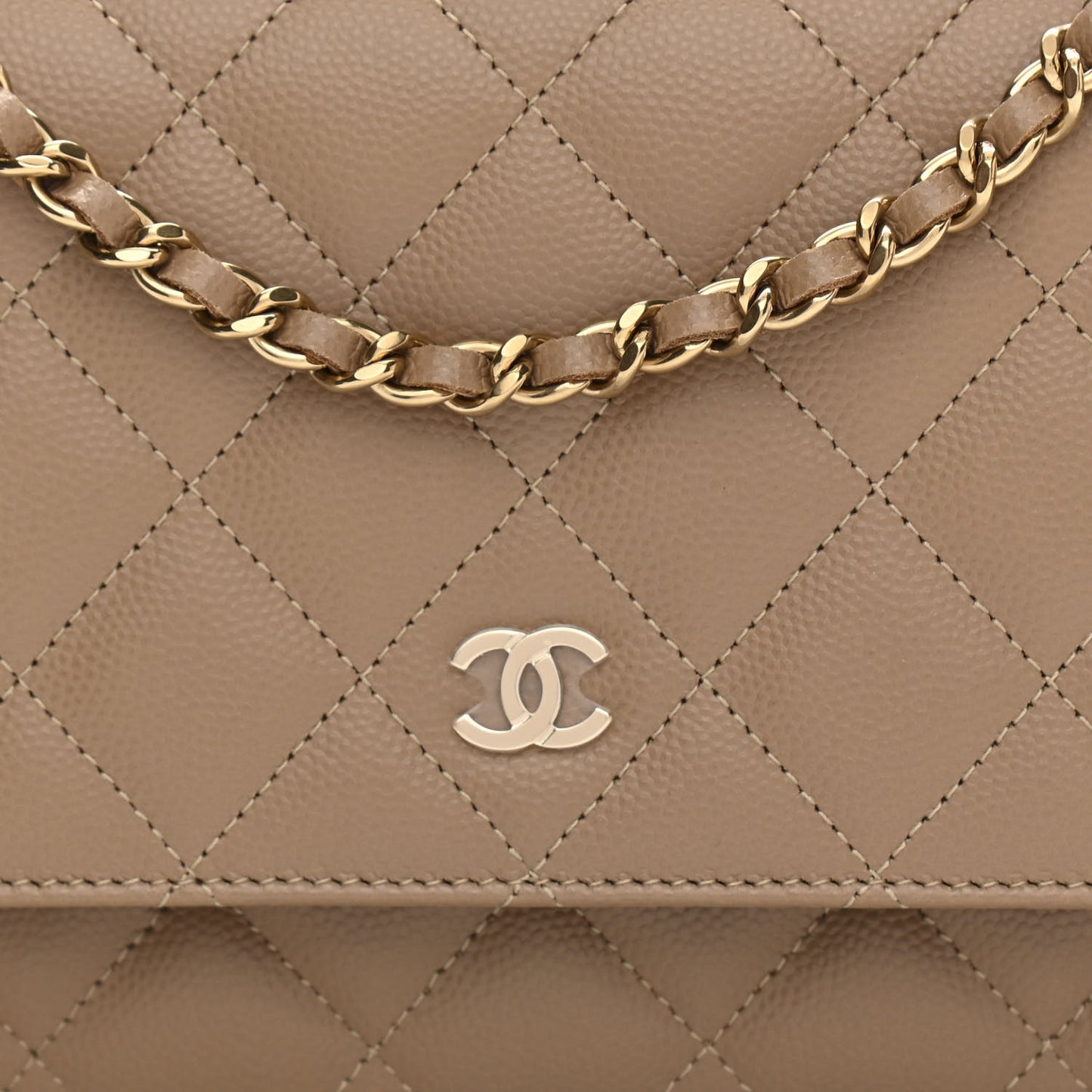 Caviar Quilted Wallet On Chain WOC Beige