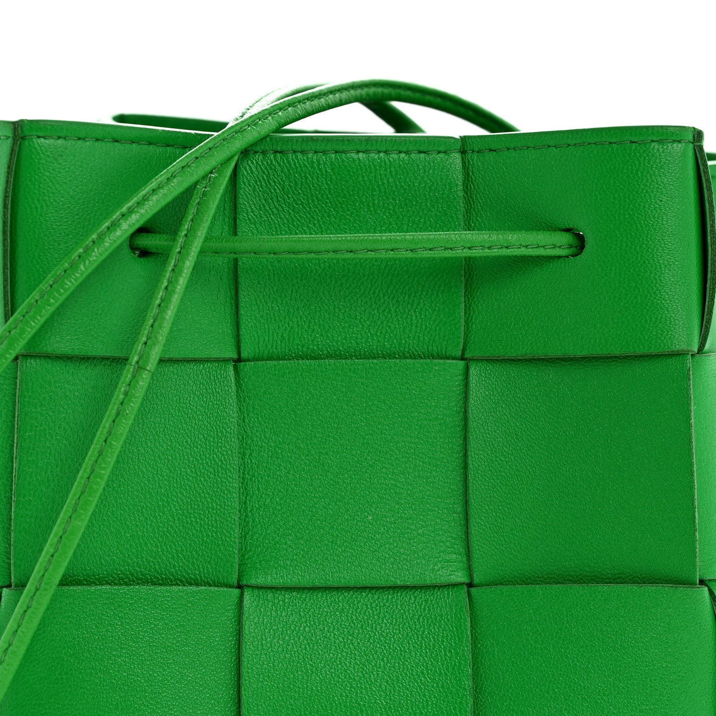 Nappa Maxi Intrecciato Small Cassette Bucket Bag Parakeet Parakeet