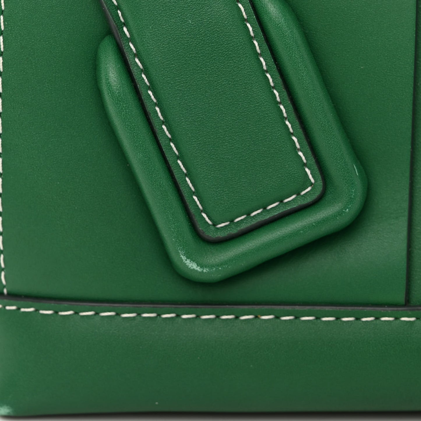 French Calfskin Maxi Intrecciato Arco 33 Racing Green