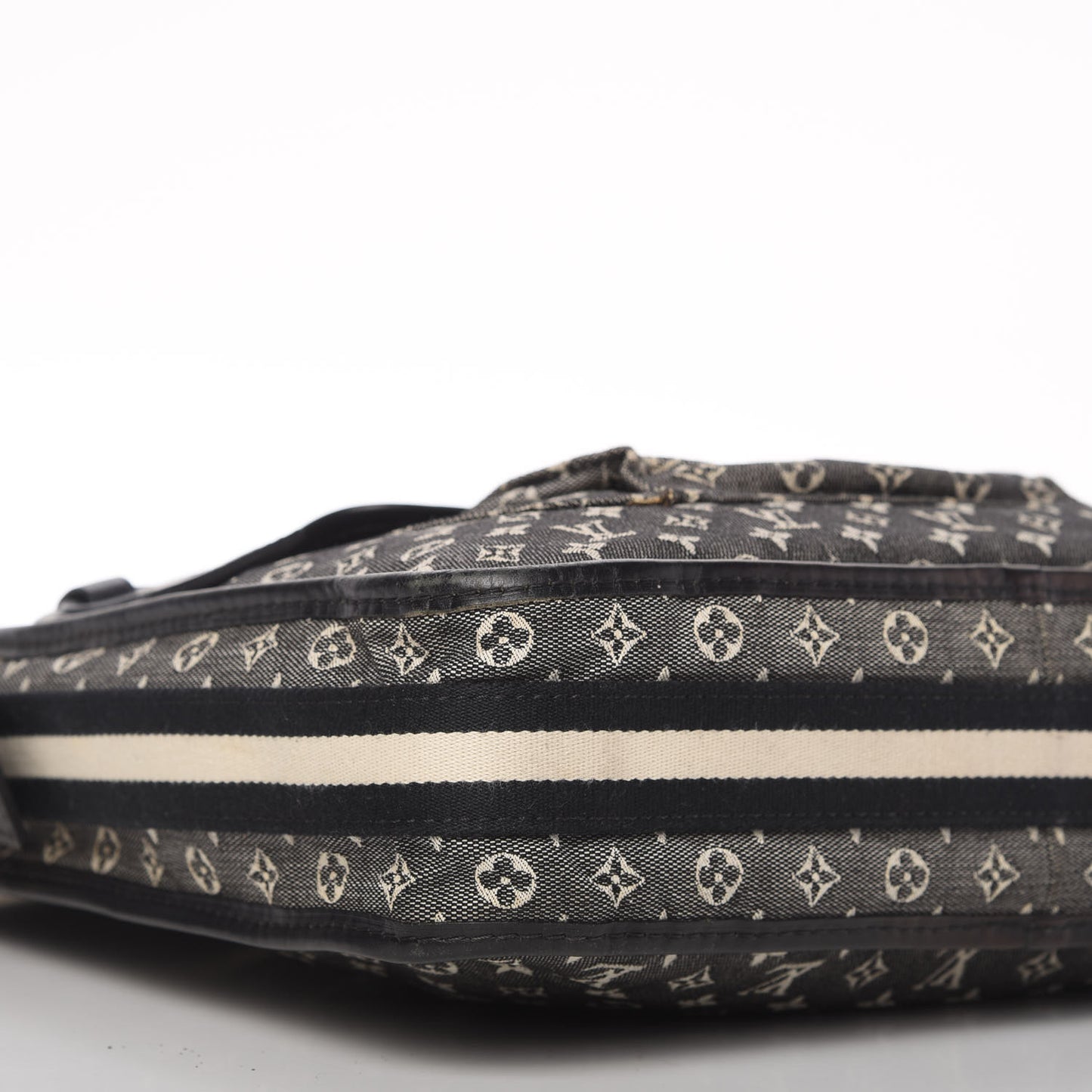 Mini Monogram Besace Mary Kate Black