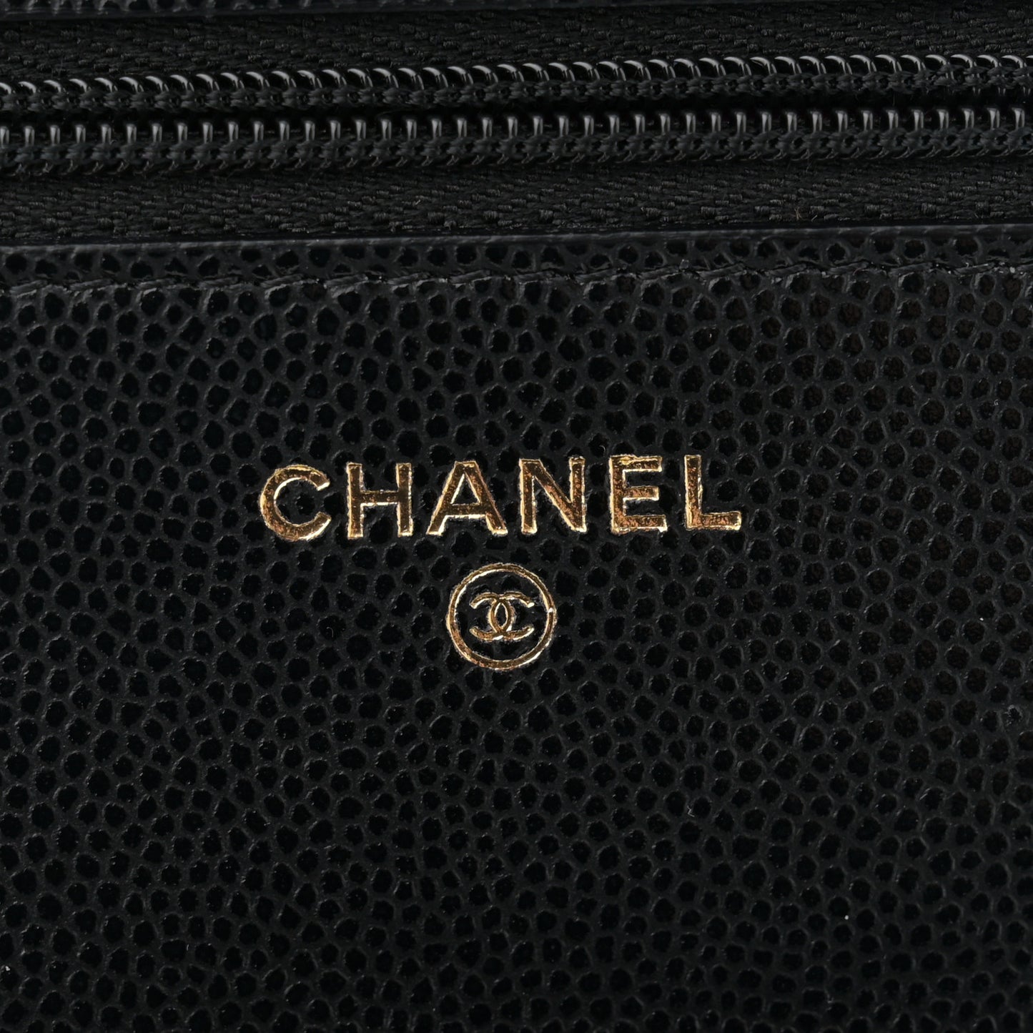 Caviar Quilted Textured CC Wallet On Chain WOC Black