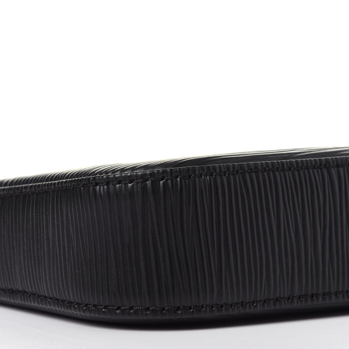 Epi Pochette Accessories NM Black