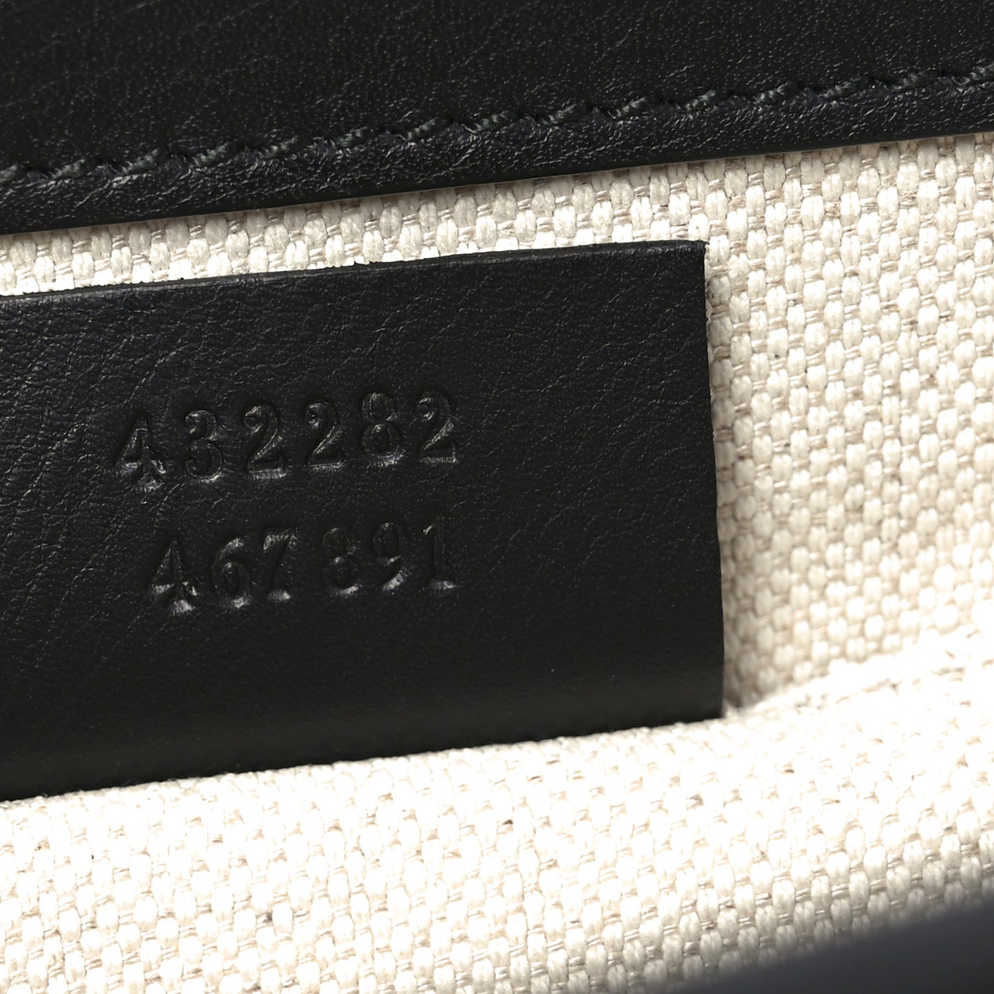 Calfskin Peony Medium Chain Shoulder Bag Black