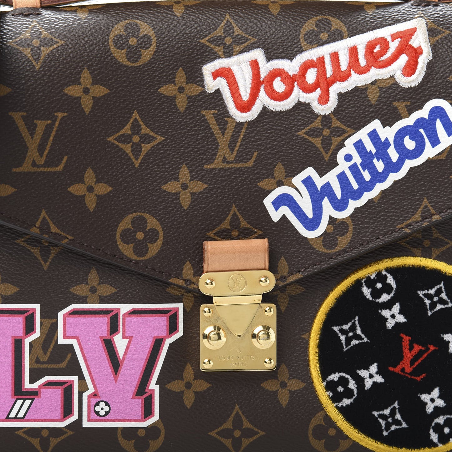 Monogram Patches Pochette Metis