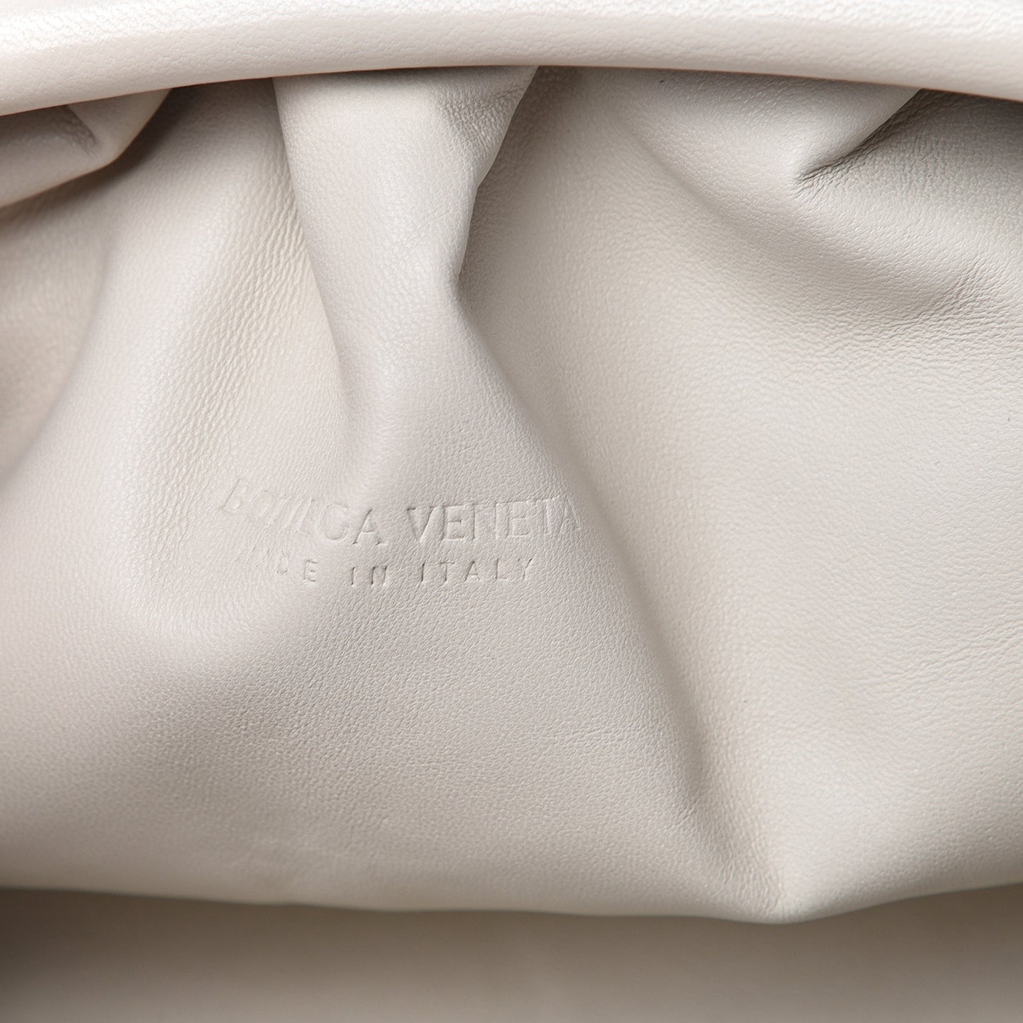 Nappa Maxi Intreccio The Pouch Oversized Clutch Plaster