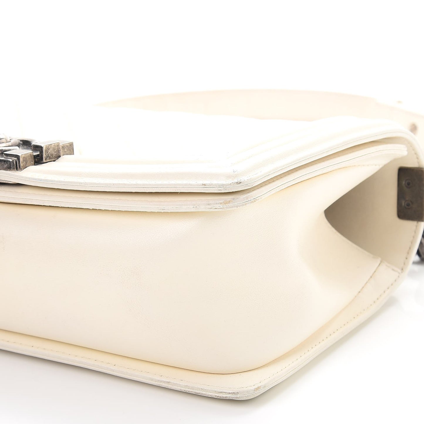Lambskin Quilted Medium Boy Flap White
