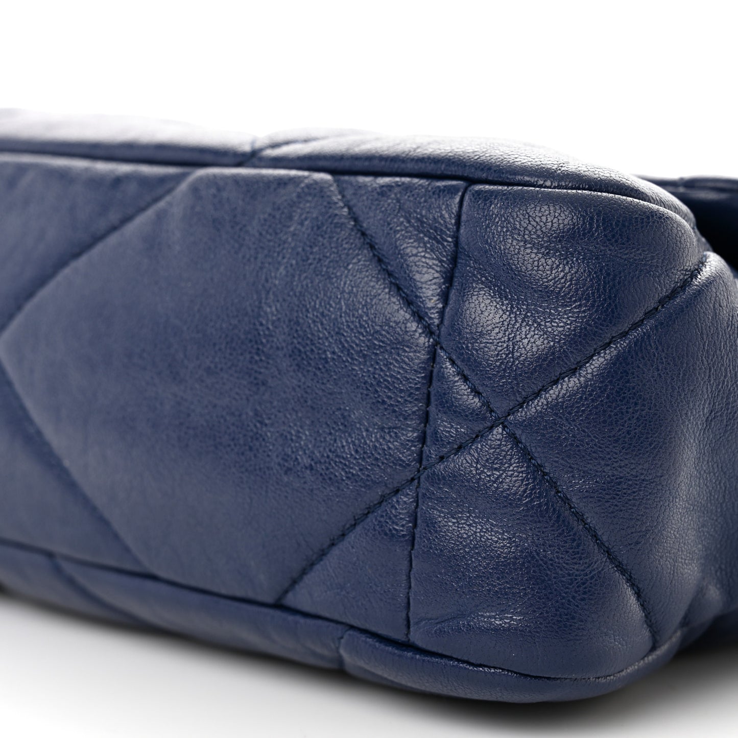 Lambskin Quilted Medium Chanel 19 Flap Navy Blue