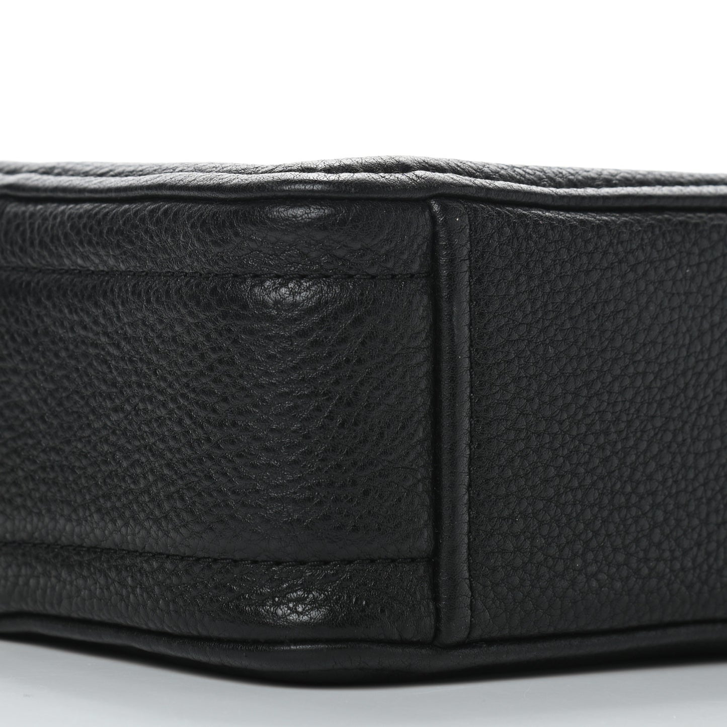 Supple Natural Grain Calfskin The Softshot 21 Bag Black