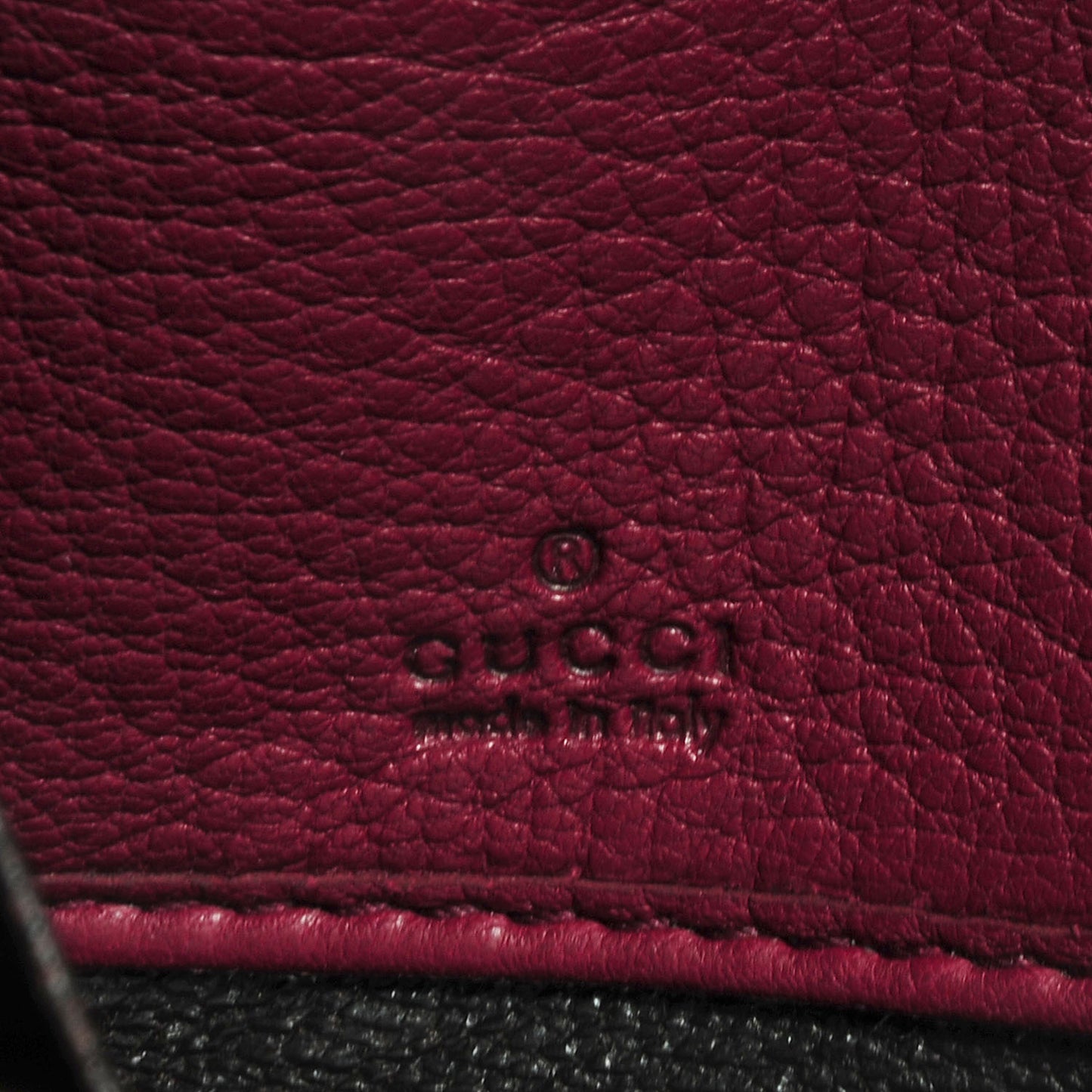 Leather Interlocking G Zip Around Wallet Red