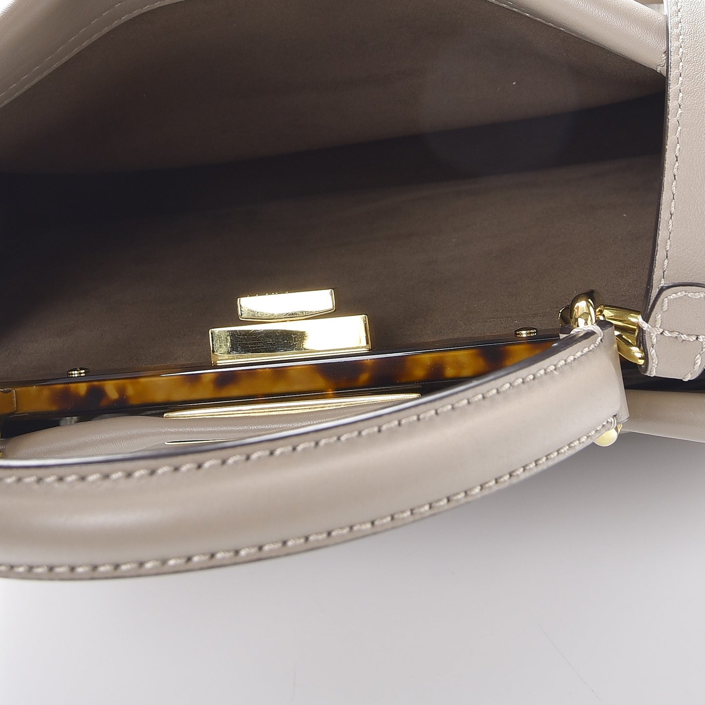 Vitello Seta Plexiglass Tortoise Medium Peekaboo Iconic Satchel Tortora