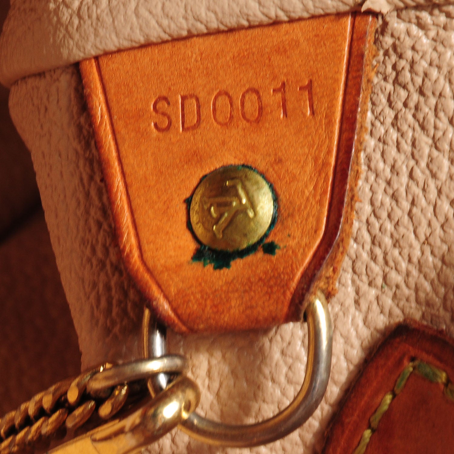 Louis Vuitton Monogram Petit Bucket 23 7 of 7