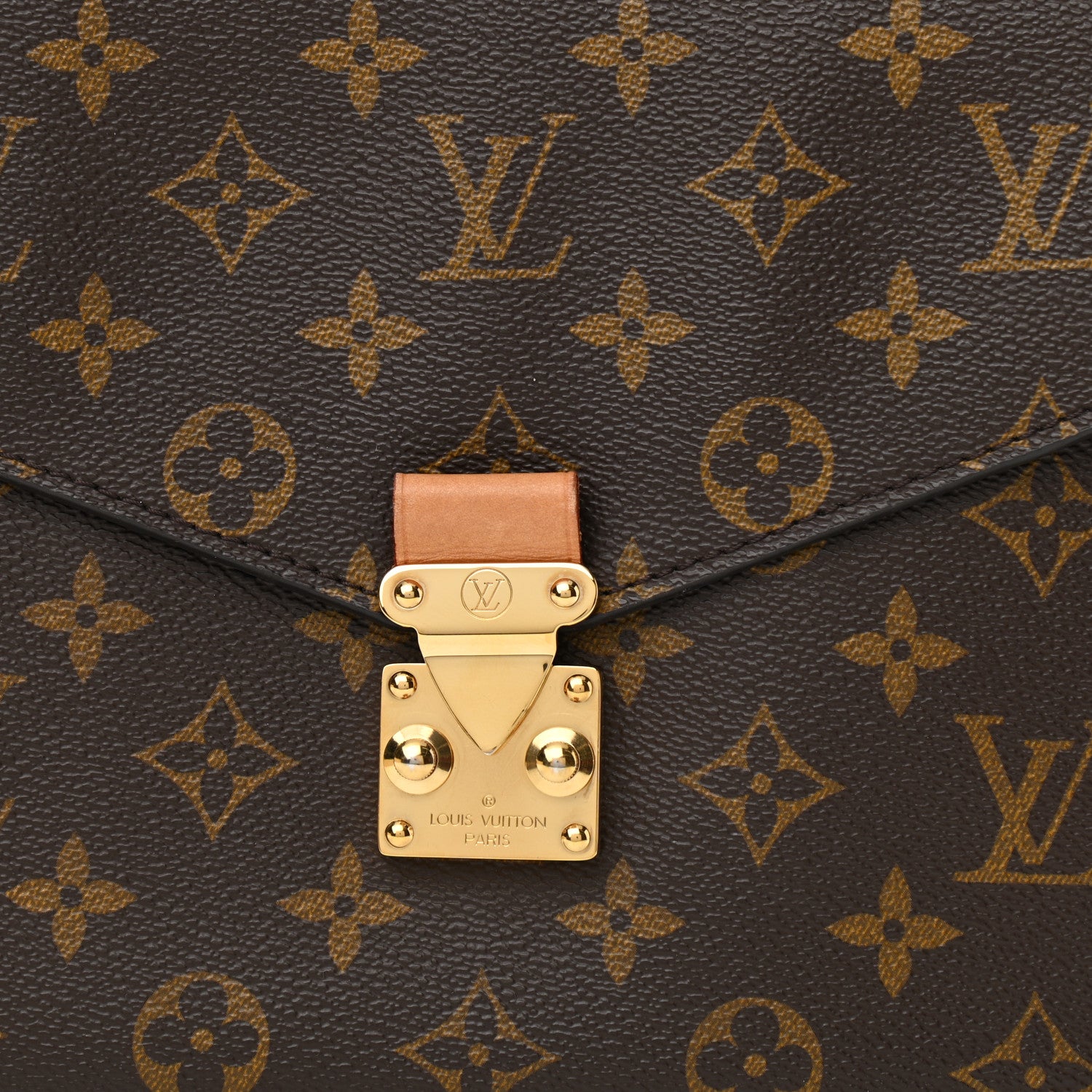 Louis Vuitton Monogram Pochette Metis 7 of 9
