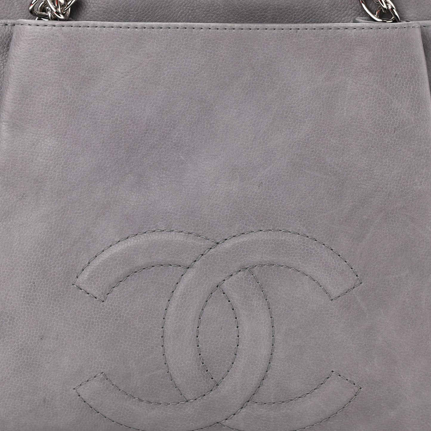 Caviar Large CC Tuck Tote Grey