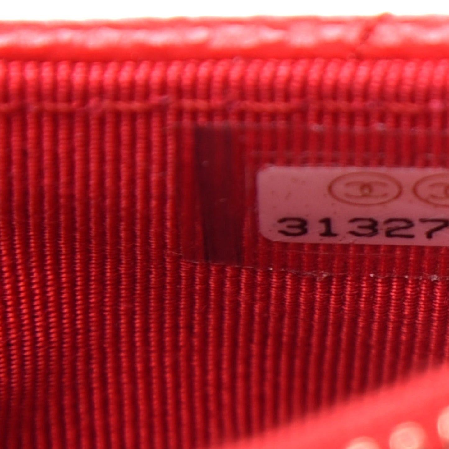 Caviar Quilted CC Zip Card Holder Red