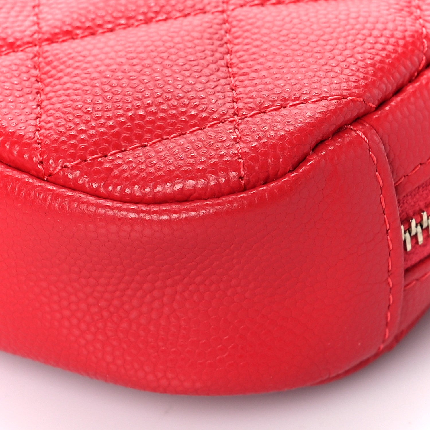 Chanel Caviar Quilted Small Curvy Pouch Cosmetic Case Red 9 of 10