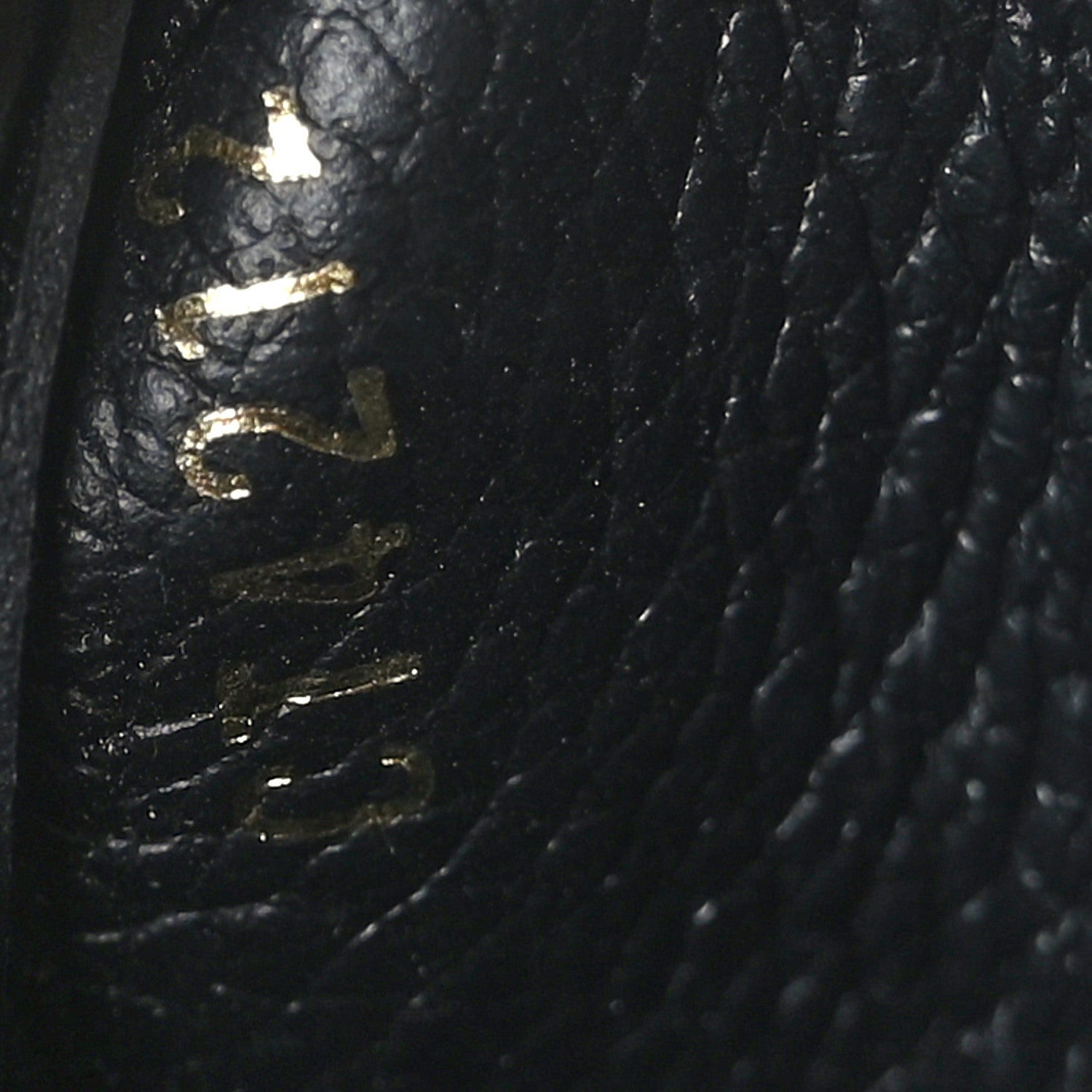 Louis Vuitton Empreinte Monogram Giant Key Pouch Black 7 of 7