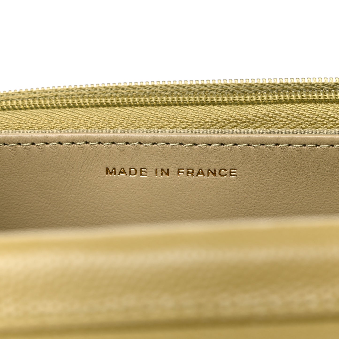 Caviar Quilted Wallet On Chain WOC Light Green