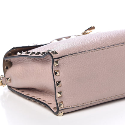 Valentino Garavani Pebbled Calfskin Small Rockstud Single Handle Flap Bag Poudre 20 of 21