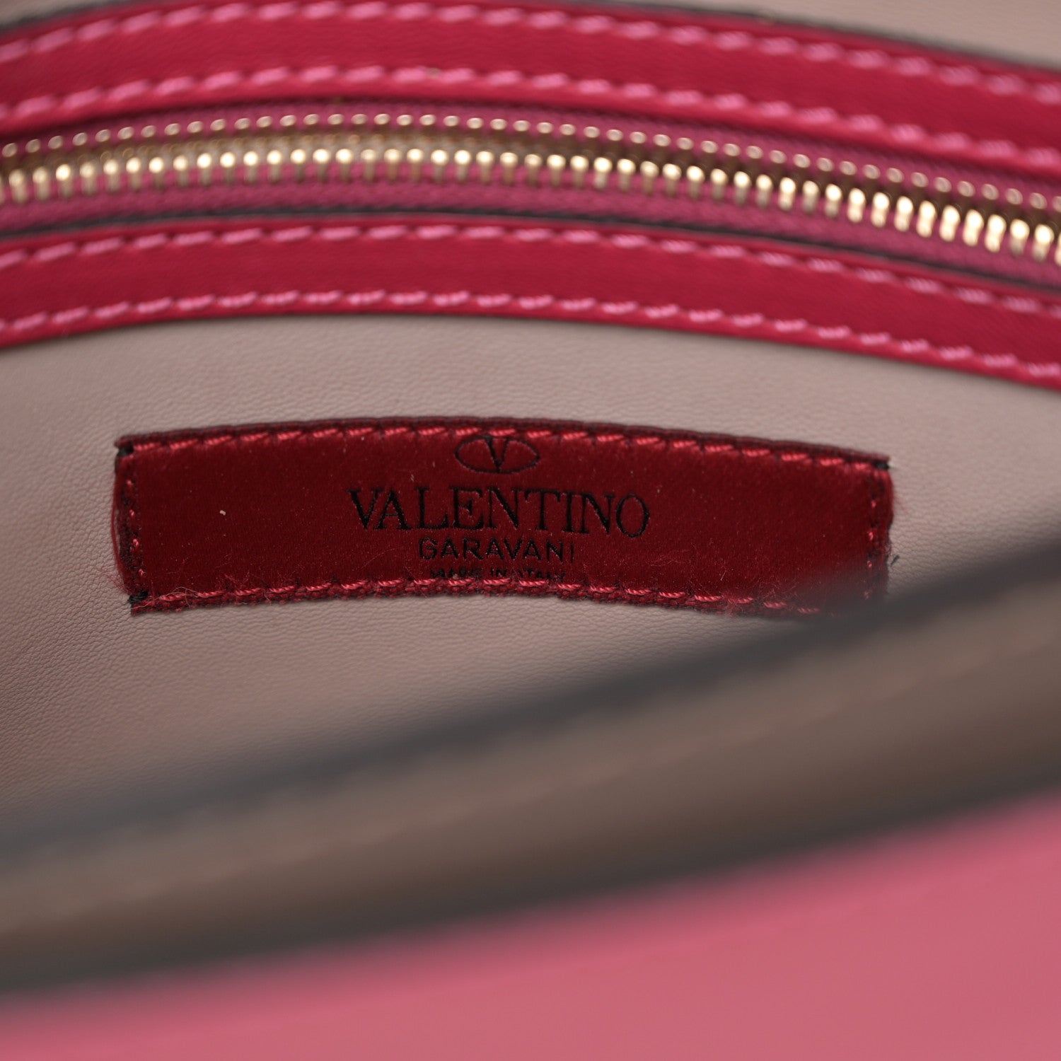 Valentino Garavani Nappa Rockstud Wristlet Clutch Fuxia 7 of 11