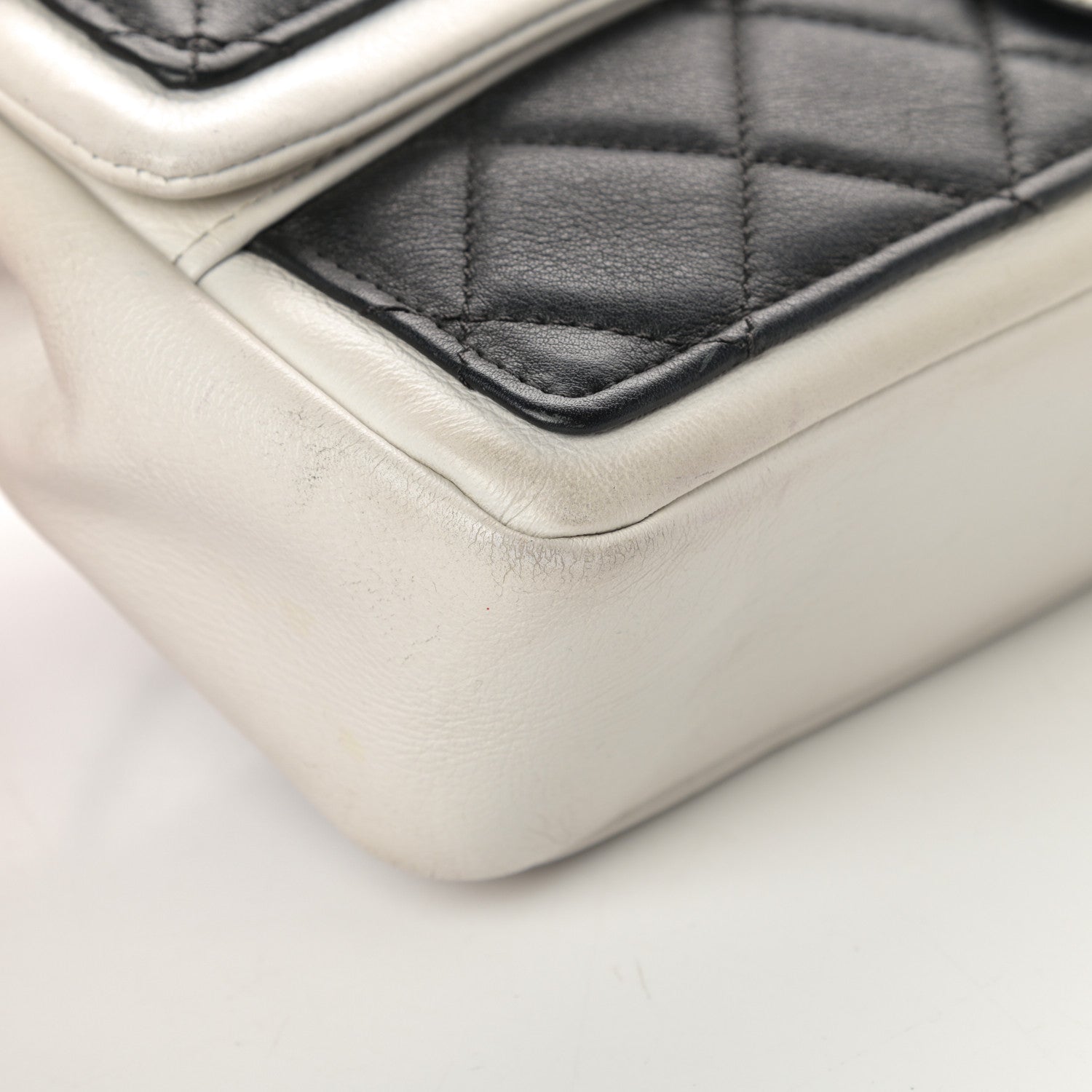 Chanel Calfskin Quilted Medium Graphic Flap Black White 9 of 13