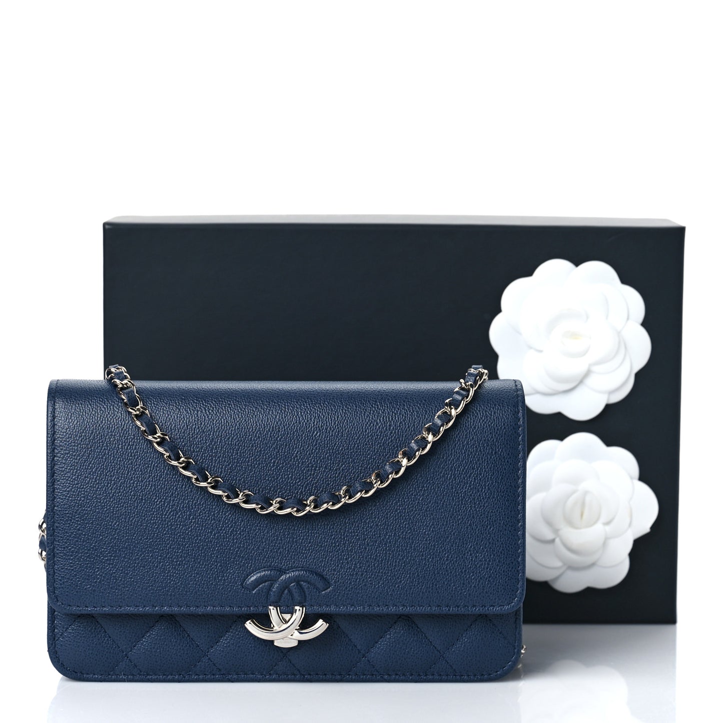 Grained Calfskin Quilted CC Box Wallet On Chain WOC Navy