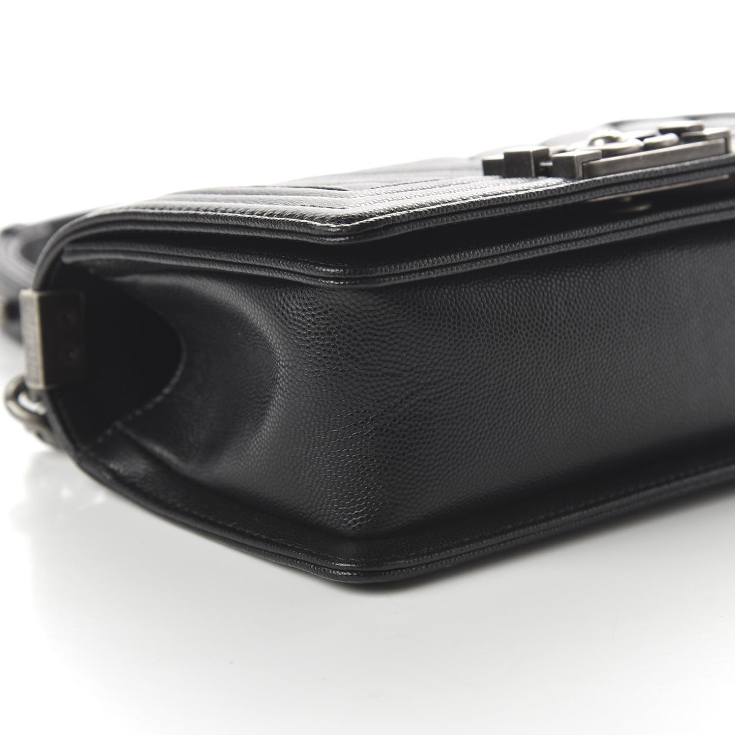 Caviar Chevron Quilted Small Boy Flap Black