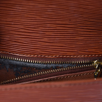 Louis Vuitton Epi Saint Cloud GM Kenyan Fawn 7 of 11